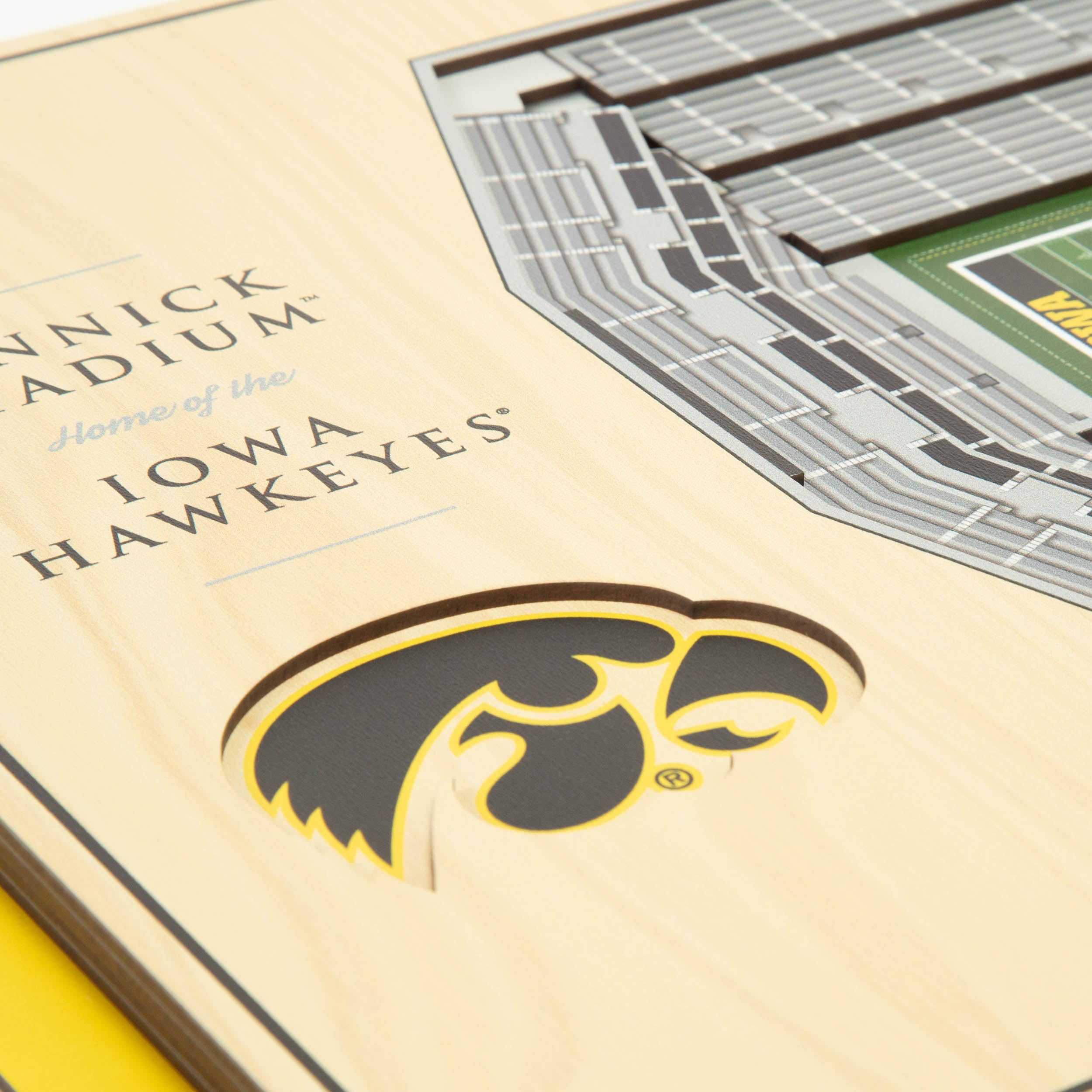 YouTheFan NCAA Iowa Hawkeyes 5-lagiges StadionView 3D-Wandkunst – Kinnick-Stadion