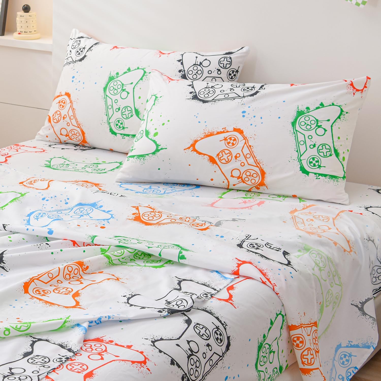 WINLIFE Kids Twin Sheet Set 3PCs Splash Gaming Printed Microfiber Bedsheets image 3