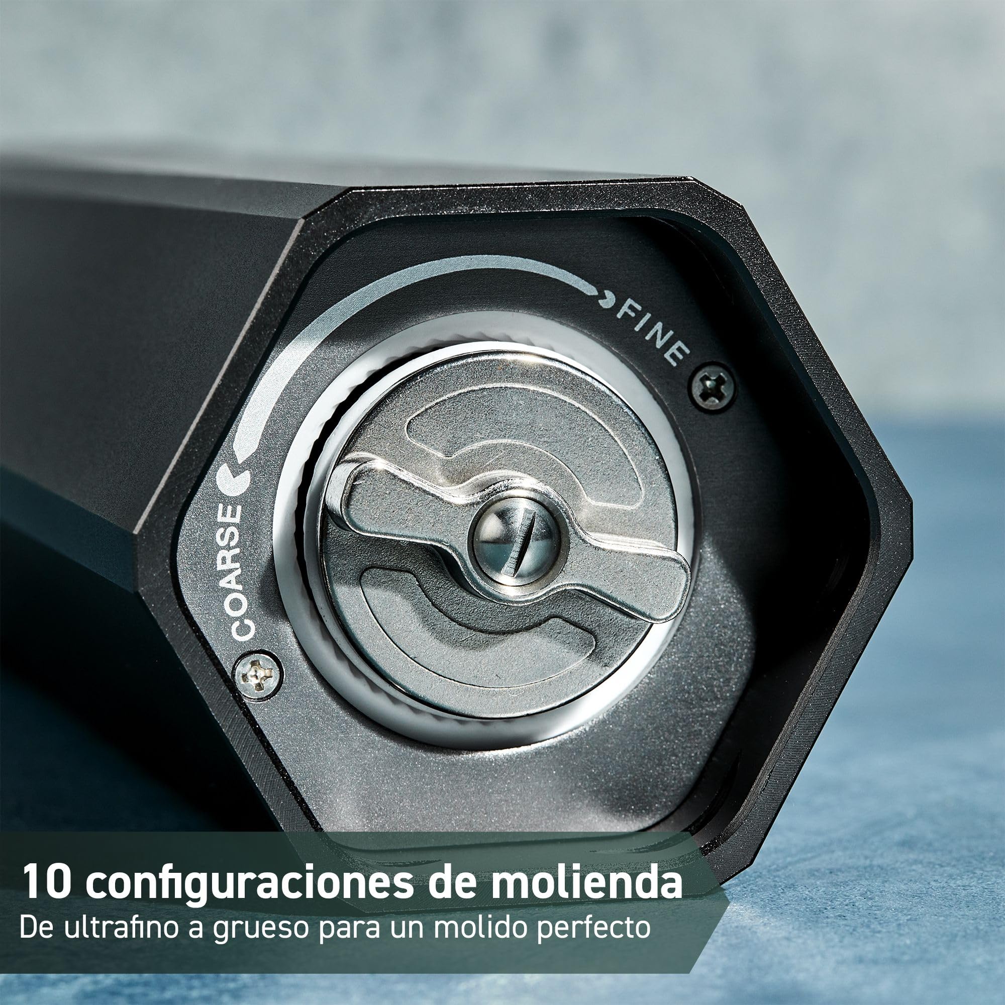 HexClad Molinillo de Sal HexMill, Grado Profesional, Resistente, Recargable, Aluminio Gris Metalizado, Diez Configuraciones de Molienda Gruesa Ajustables