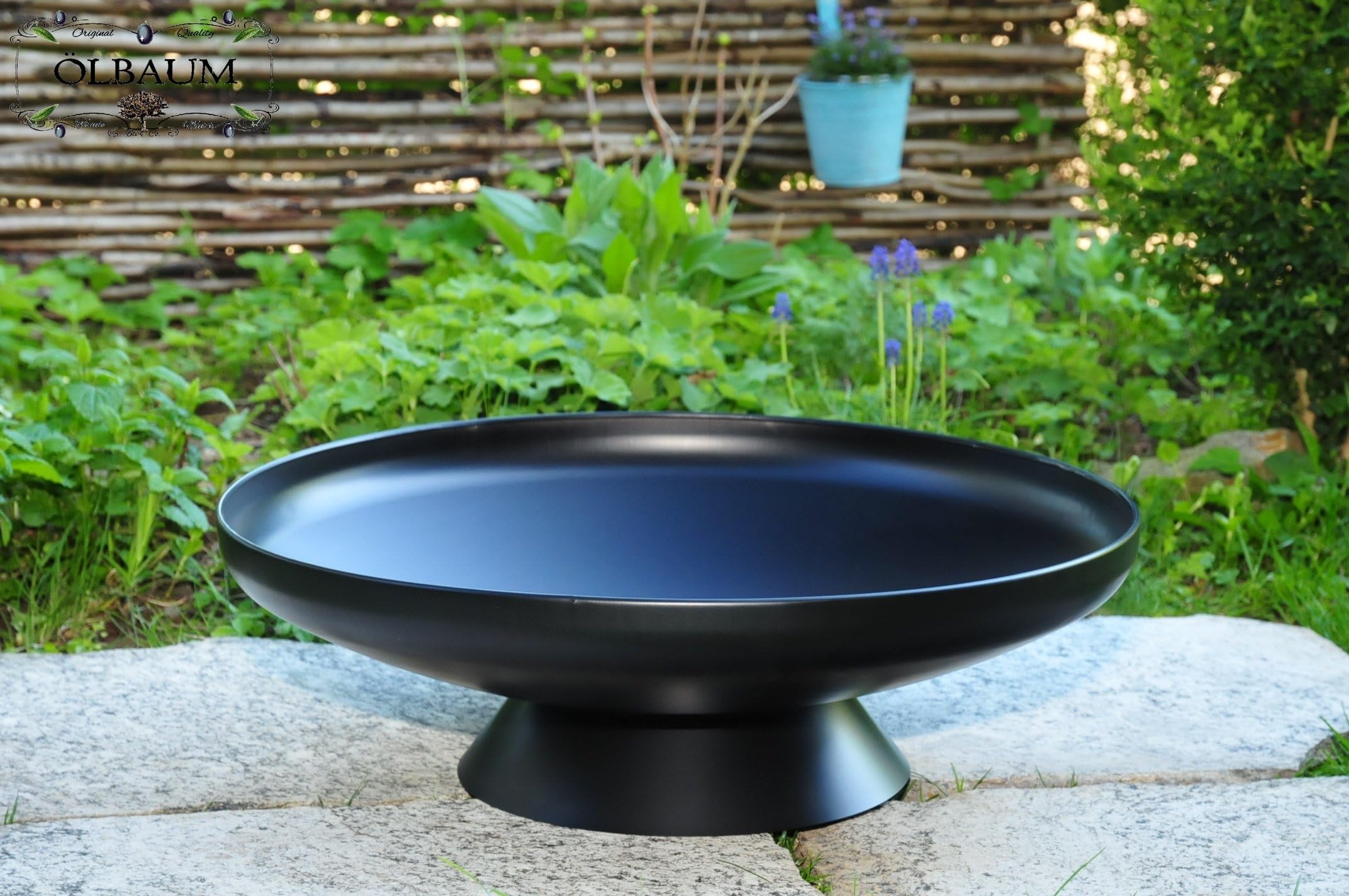 Solid Steel Large Fire Bowl with Accessories Brush Cleaner, Lt Offer Description 60 cm Diameter with Standfestem Stand + Grill Cutlery Ground Spike/Geschweisst Outdoor Range – BBQ, Grill, Camp Fires, Romantic Garden Lighting Style Lighting with 4 BBQ Skewers