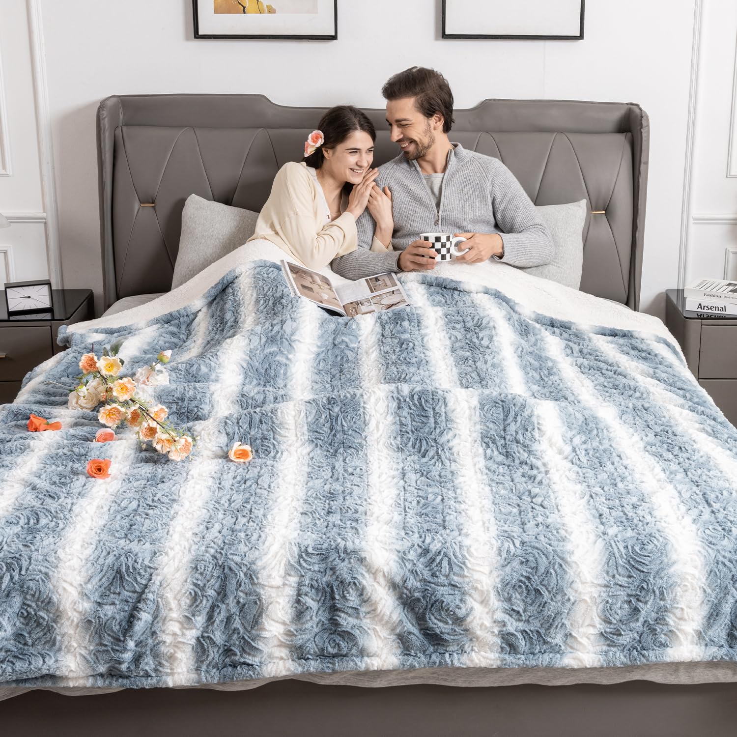 WOOMER Heated Blanket Queen Size 84" x 90", Electric Blanket with Dual Controls, 0.5-12 Hours Timer & 10 Heating Levels, ETL Certified, Blue White Flowers Patterns Faux Fur & Sherpa, Machine Washable