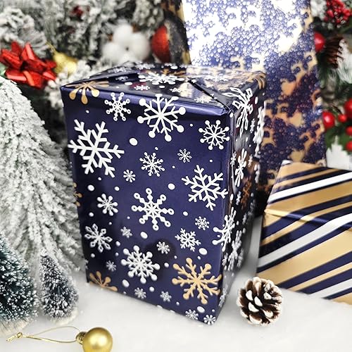 Miniatura 7 de Mini rollo pequeño de papel de regalo de Navidad con líneas de corte en el reverso (17 x 120 pulgadas por rollo), azul marino con diseño de lámina