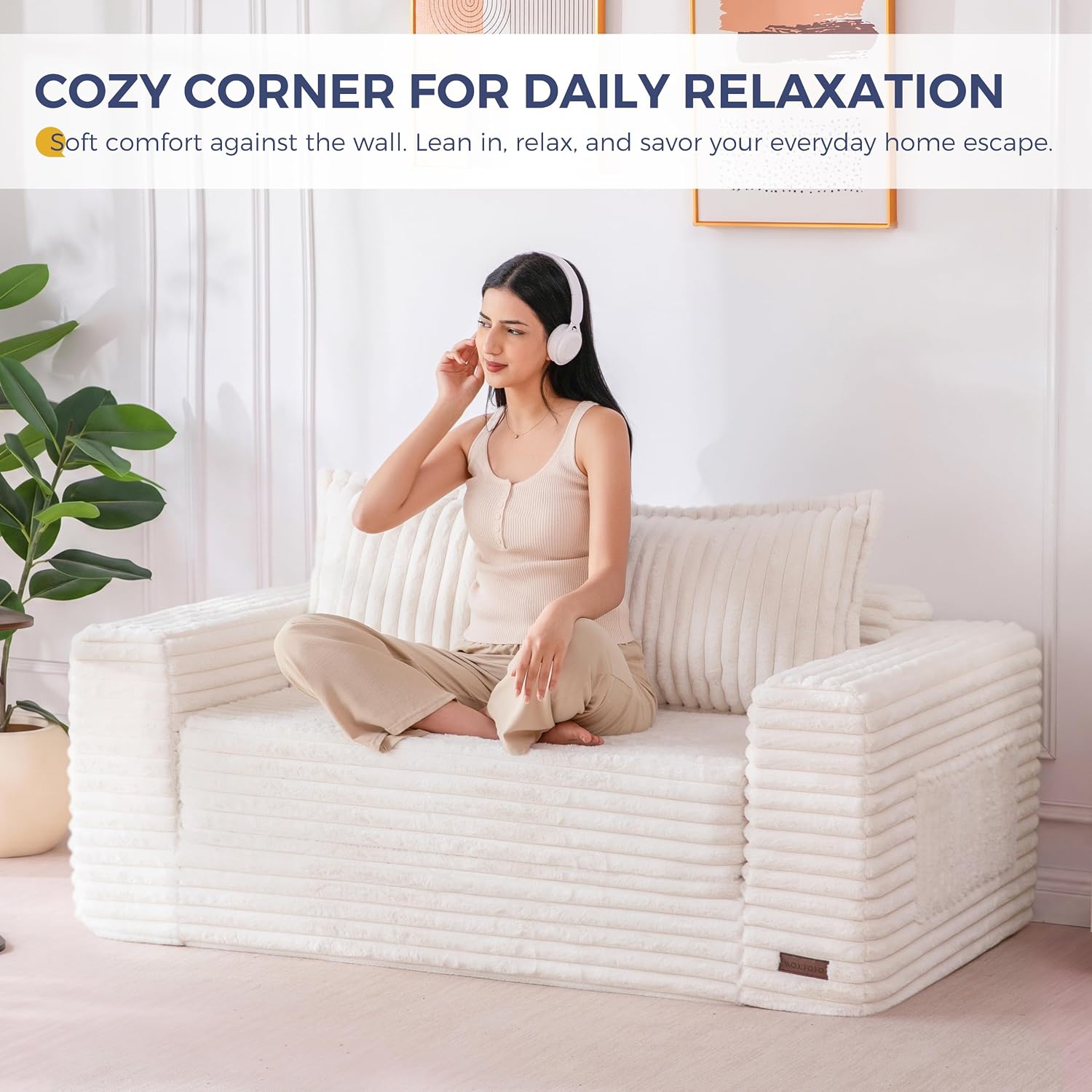 MAXYOYO Convertible Sofa Bed, 2 in 1 Folding Couch Bed for Small Space, Pull Out Loveseat Sleeper Sofa Couch with Large Back Pillow, Plush Faux Fabric Lounge Couch for Living Room, Apartment, Beige