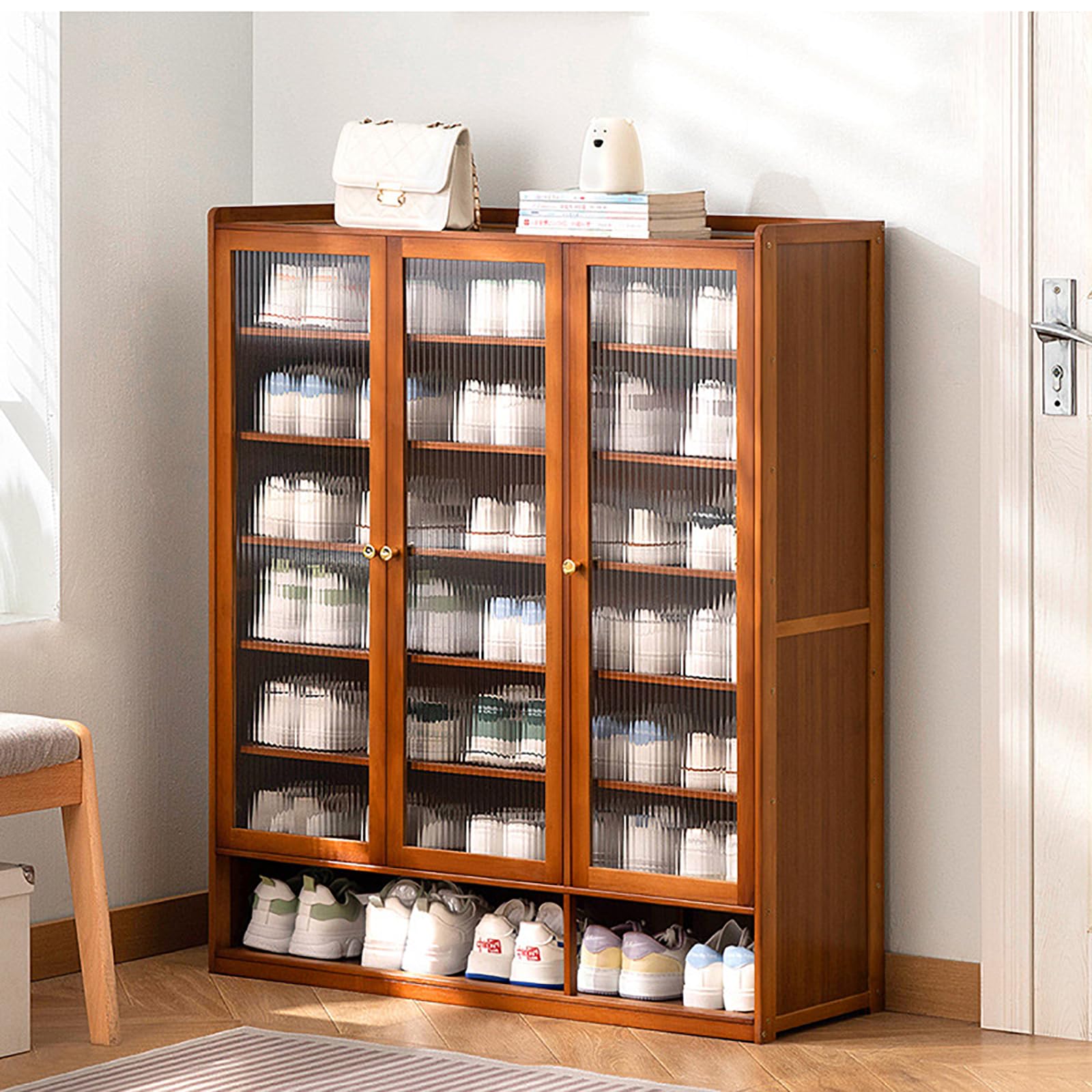 Meuble à chaussures pour entrée chaleureuse et salon design en bambou