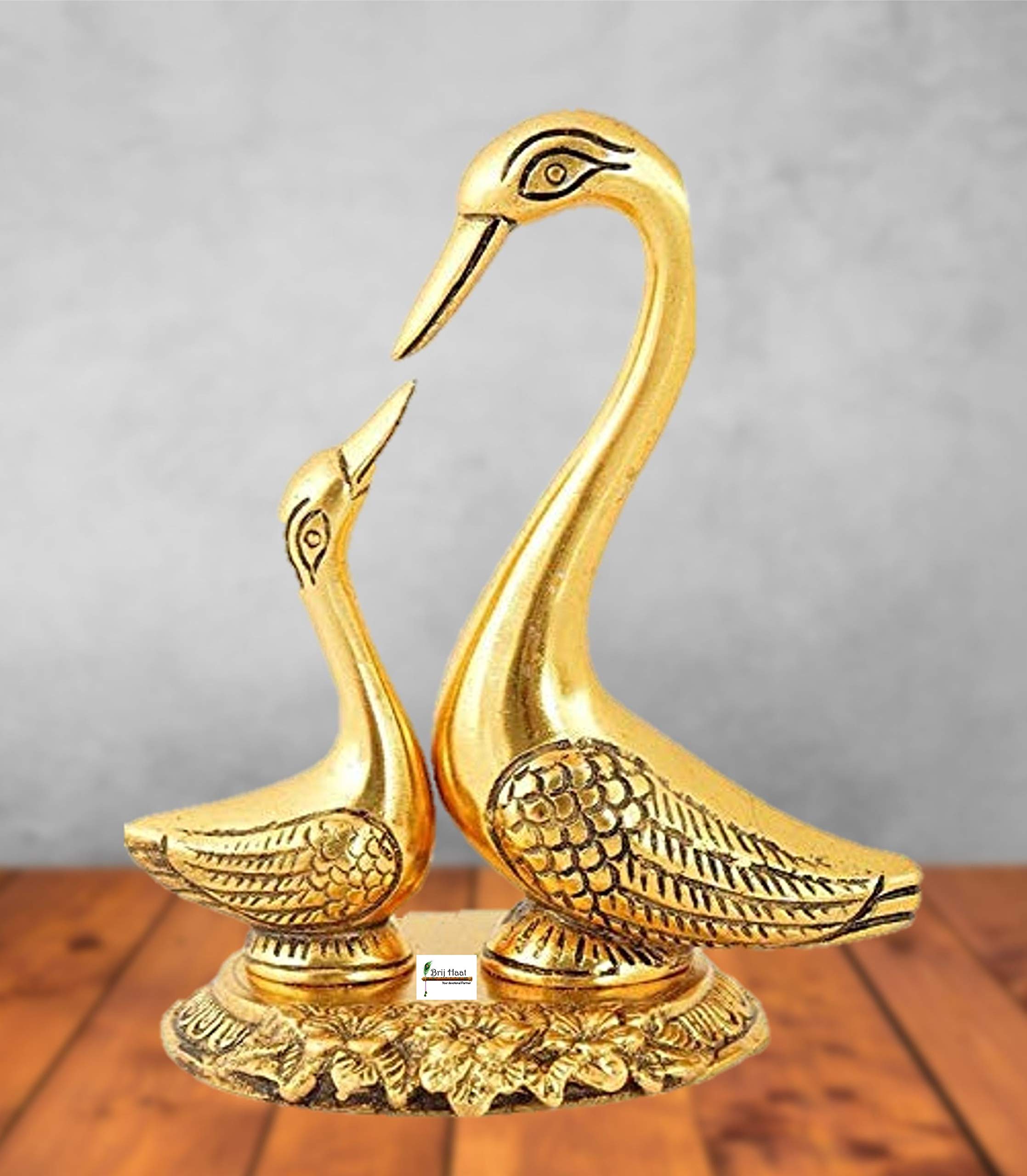 BRIJ HAAT Metal Gold Plated Kissing Duck/Swan Pair Figurine for Home Decoration and Love feng Shui Antique Gifts Item