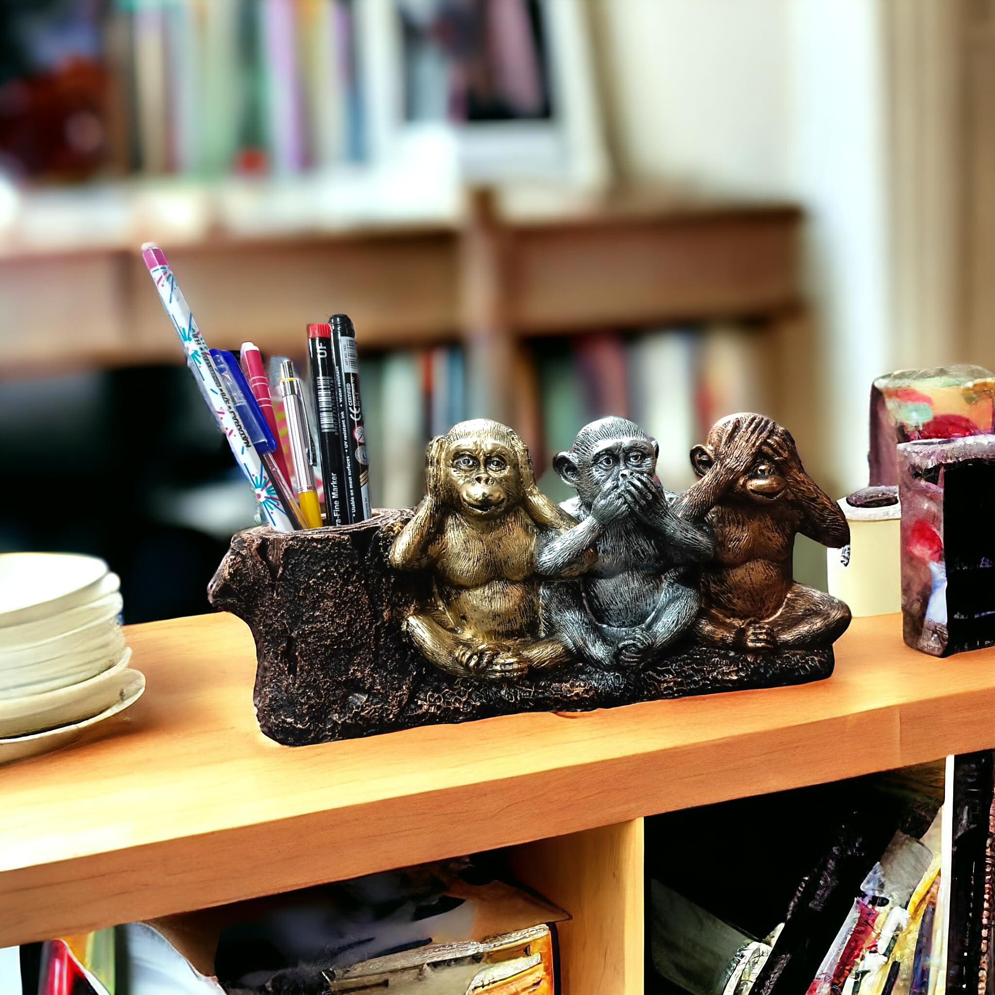 D K MART Three Wise Monkey Showpiece | 3 Monkeys Pen Holder Statue