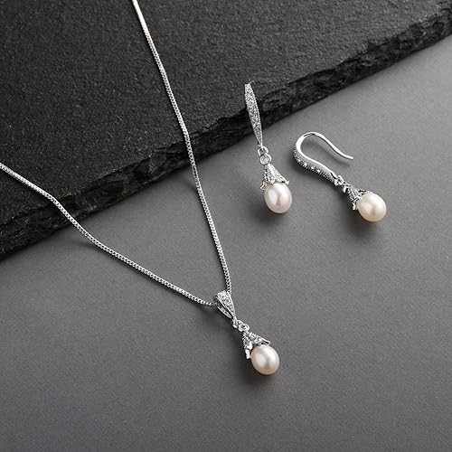 Miniatura 6 de Mariell Collar y pendientes de boda CZ conjunto de joyas con delicada perla de agua dulce para damas de honor y novias, Metal Gema Perla de