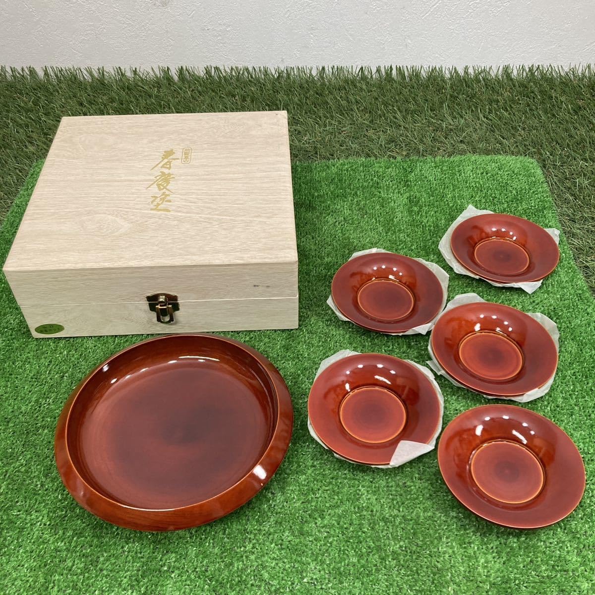 香蘭社瑠璃・白薔薇 蓋付き湯呑湯呑み受け付き5客セット 香蘭社 ルリ