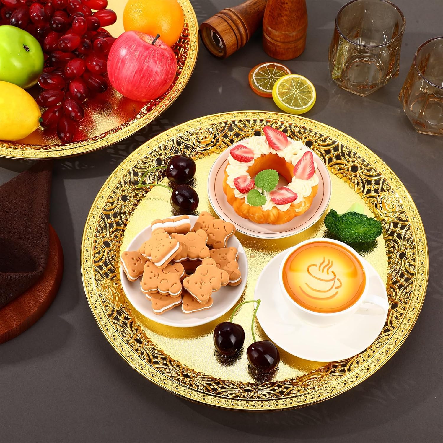 10 Pack Gold Plastic Serving Tray Bulk Lightweight Round Party Snack Serving Tray Reusable Decorative Food Appetizer Platter for Coffee Tea Dessert Fruit Wedding Party Buffet(14.2 Inches)