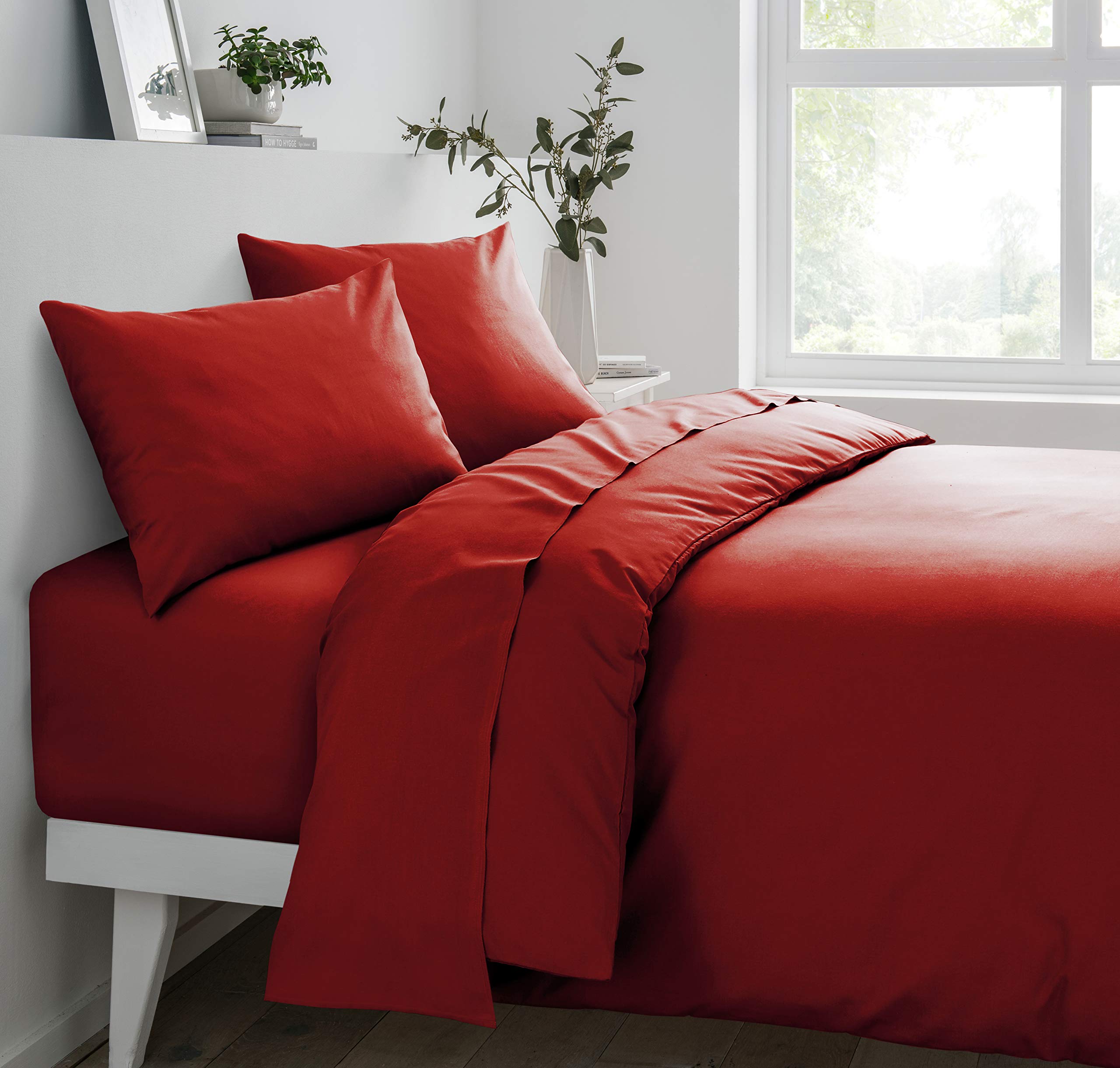 Sleepdown Red Polycotton Fitted Sheet Single