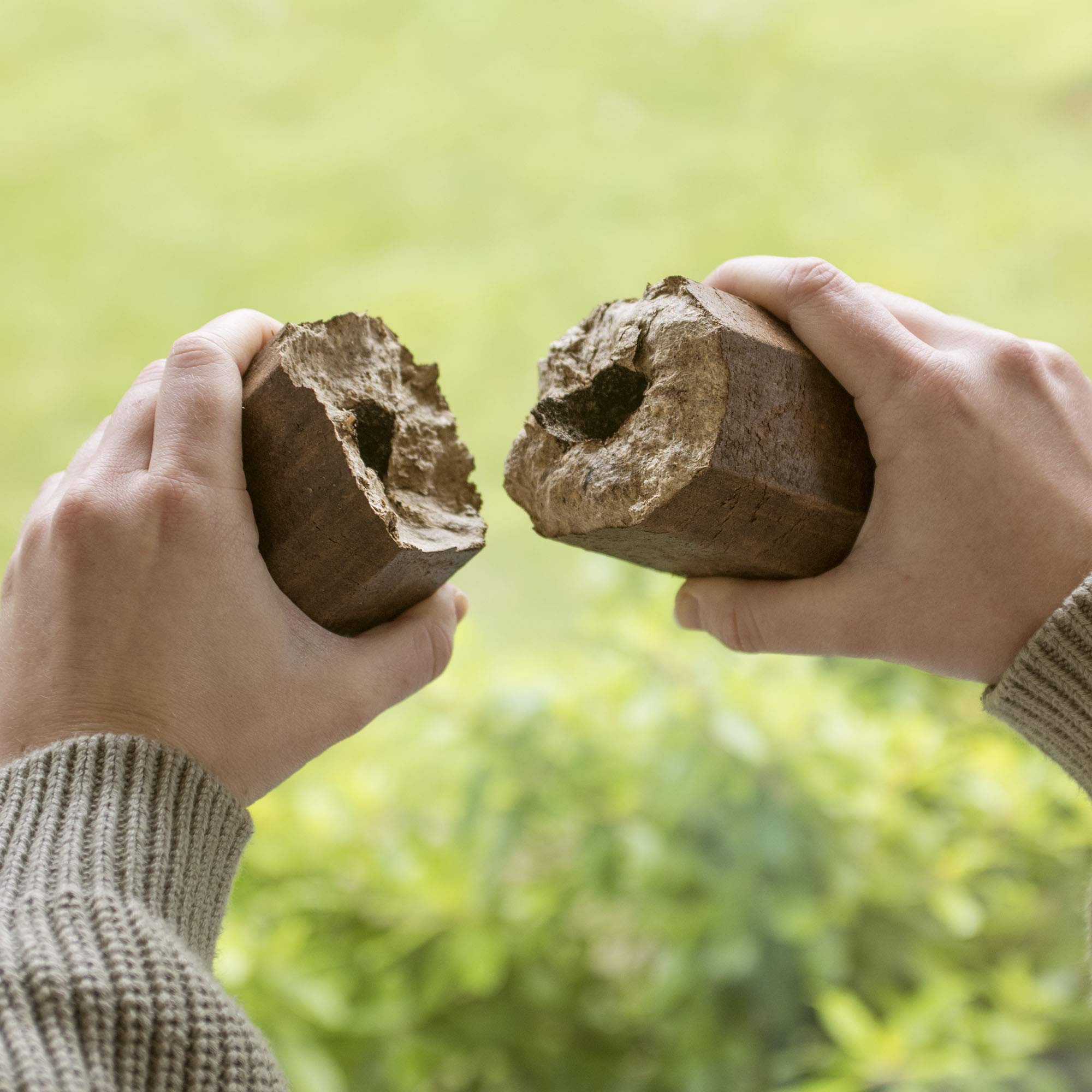 pinewoodfuels Pini Kay Logs 24kg Pack (24 Logs) Compressed Wood