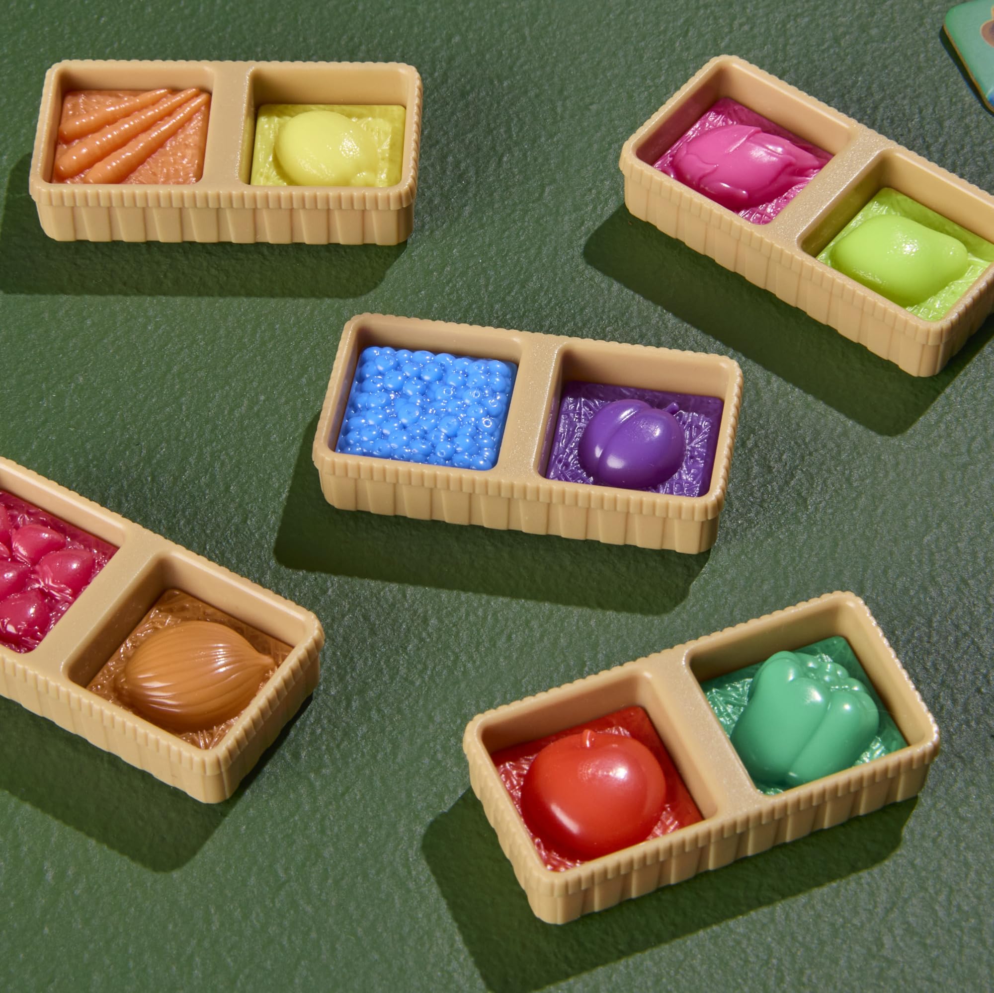 Market Fresh, gioco da tavolo | Divertente gioco di strategia di piazzamento tessere per bambini e bambine, adolescenti e adulti | Dagli 8 anni in su | 1-4 giocatori | 45 min. | Giochi per famiglie