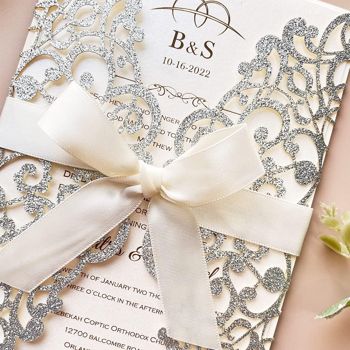 5.12 x7.28 inch 50PCS Blank Silver Laser Cut Wedding Invitations with Envelopes & Bowknot Quinceanera Invitation for Wedding Invite