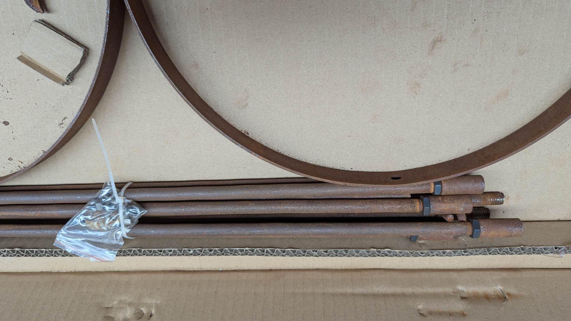 Garten Rankhilfe aus Metall Rost Ranksäule Edelrost Rosenbogen H180cm und H160cm (031794: 37 * 37*H180cm)