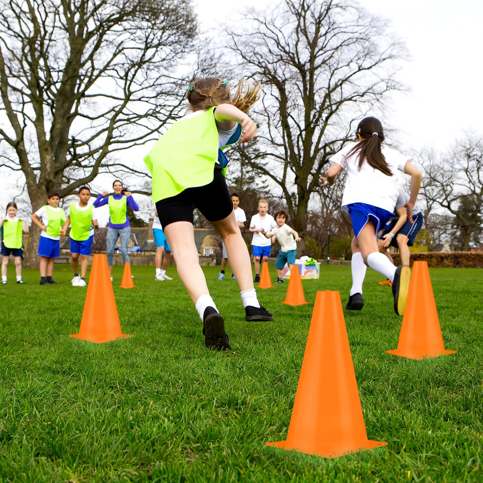 Leelosp 48 Pack 7 Inch Plastic Traffic Coni Agility Field Marker Soccer Cone Safety Coni Sports Training Conos for Skating Basketball Football Practice Drills Themed Party Decor