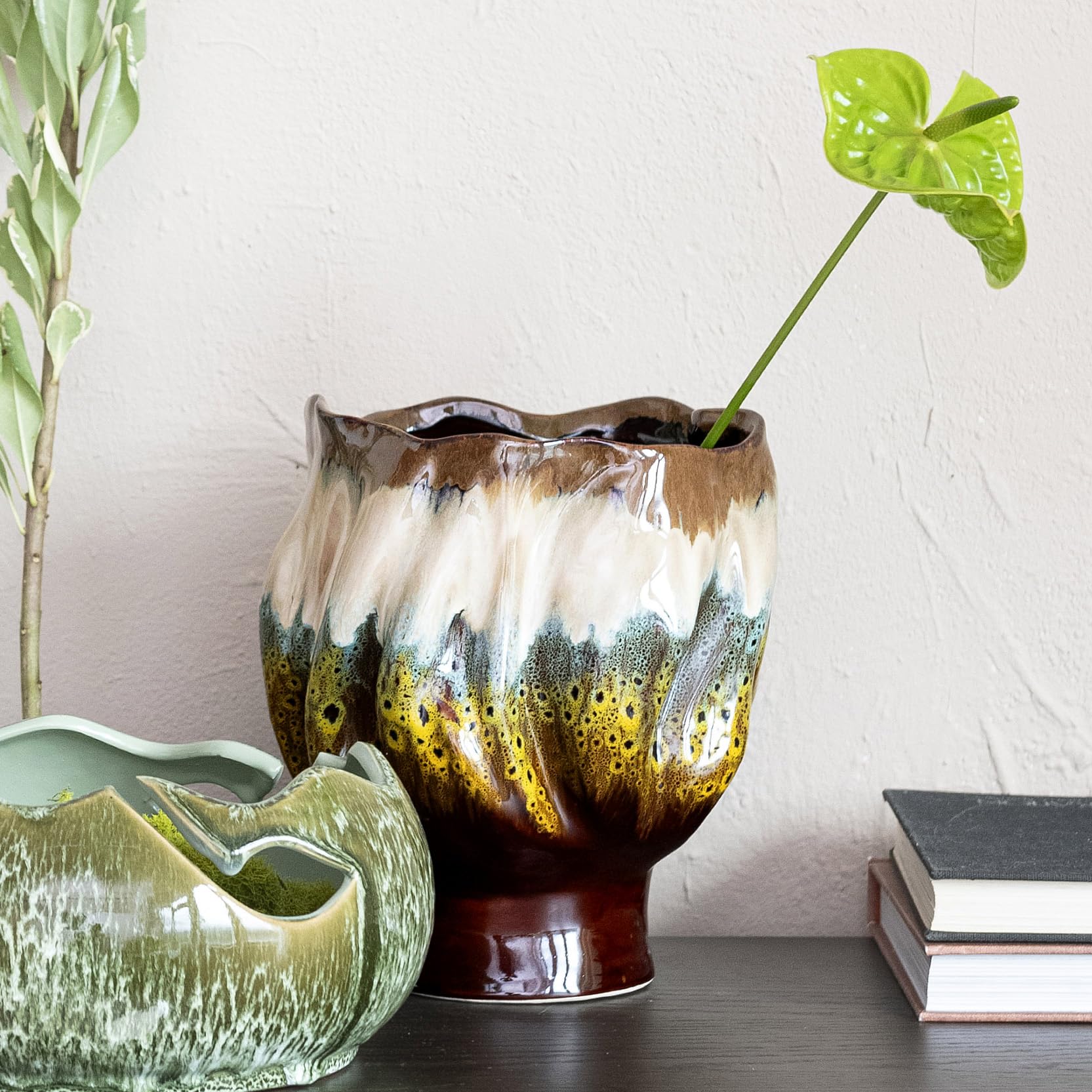 Amazon.com: Bloomingville Stoneware Organic Shaped Planter Vase