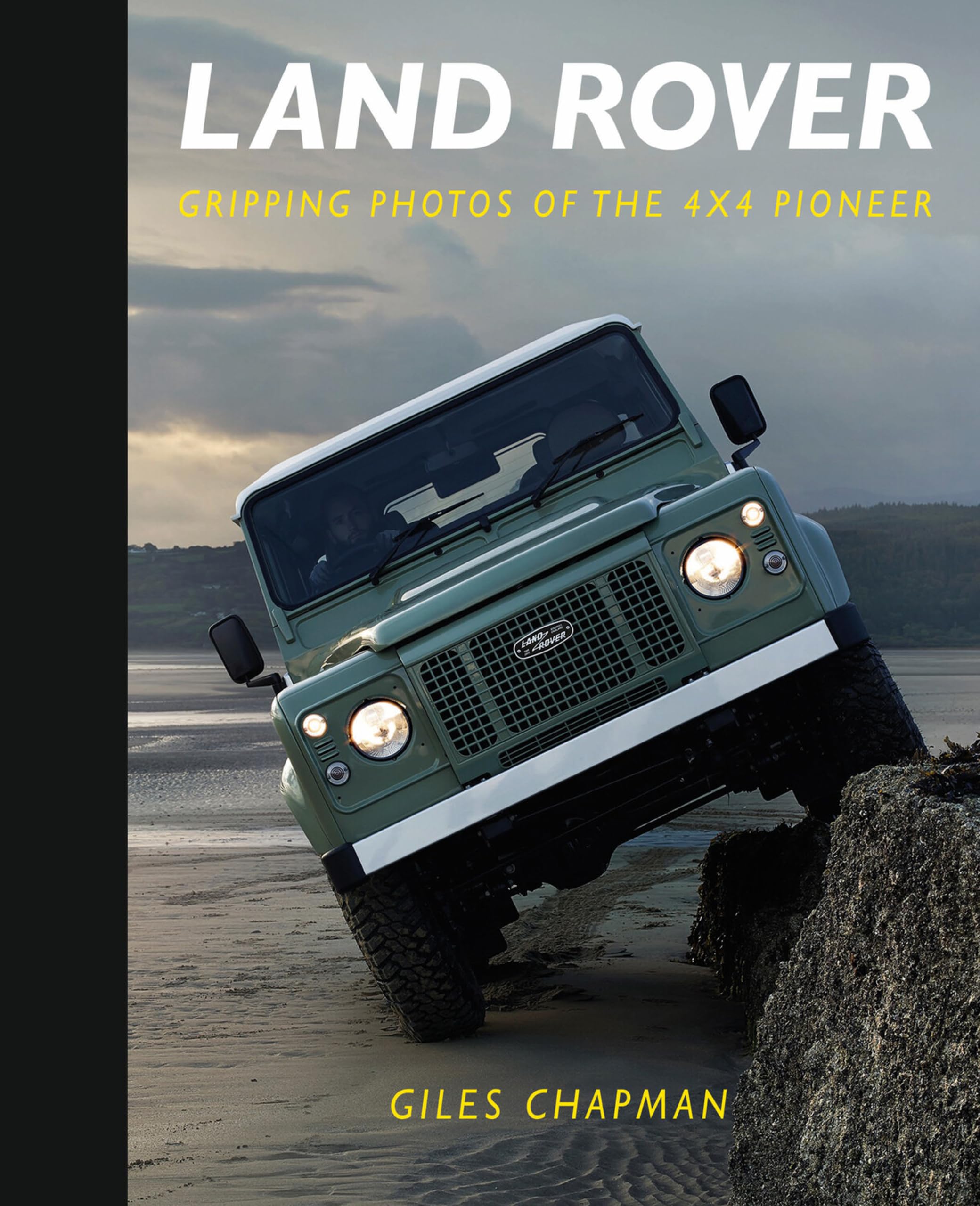 Land Rover by Giles Chapman PAPERBACK 9781837051489