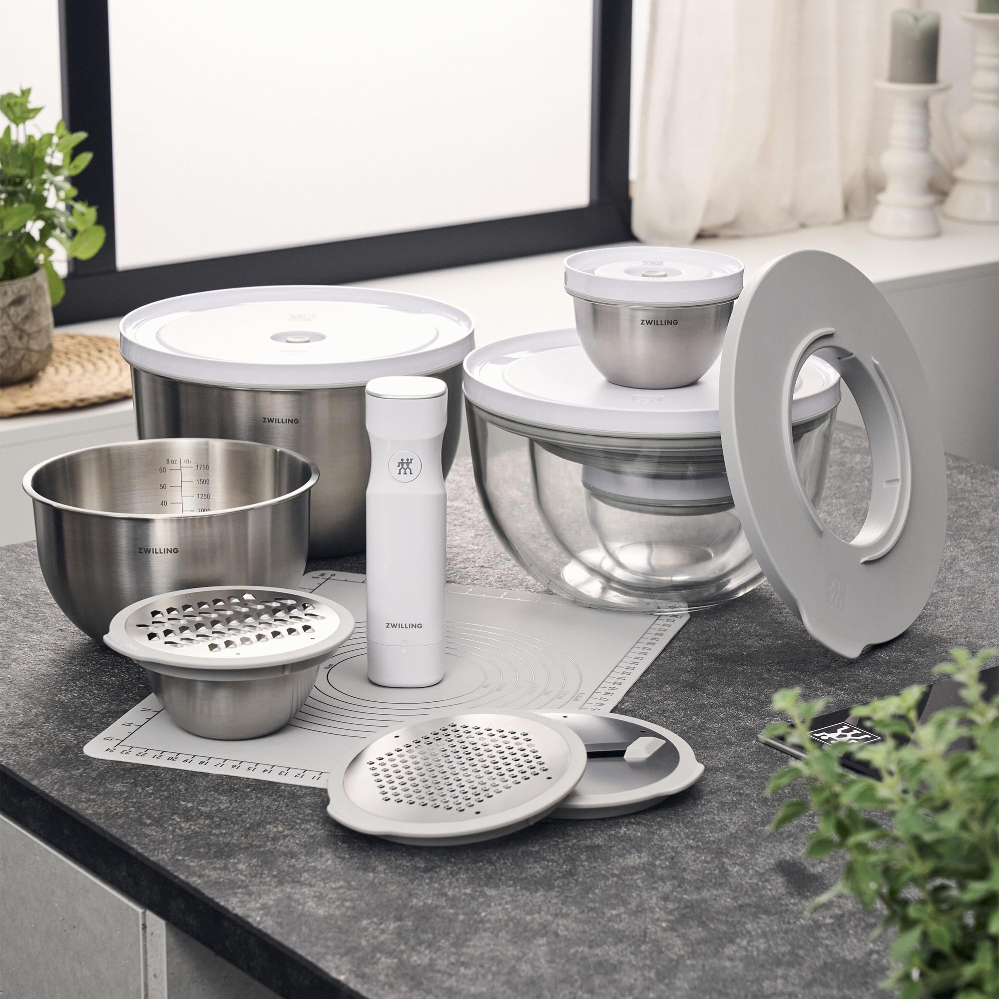 ツヴィリング FRESH & SAVE 5点セット Amazon.com: ZWILLING Fresh & Save BOWLS 5-pc Accessory Set