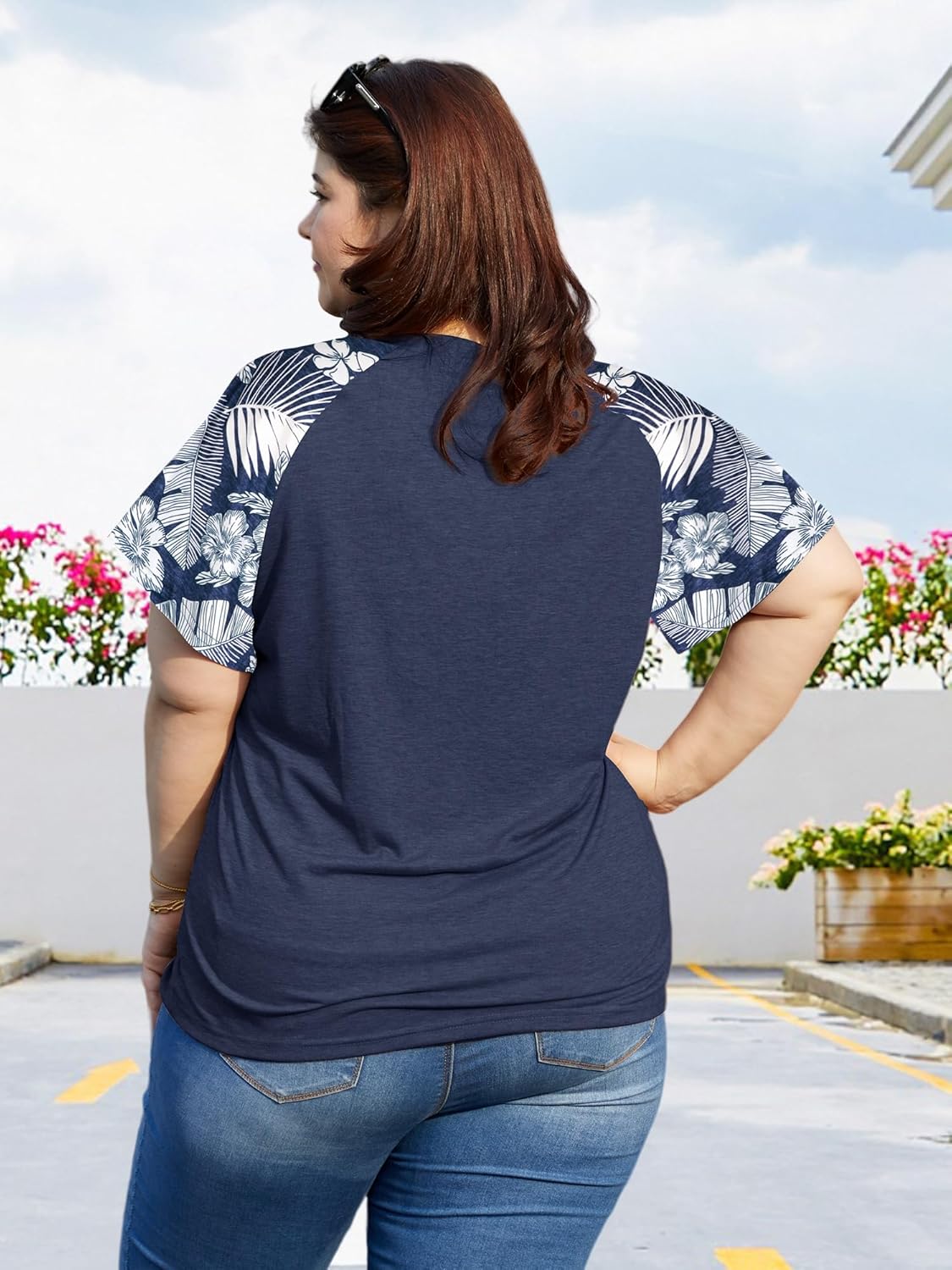 HDLTE Womens Plus Size Tops Floral Bell Sleeves Blouses Summer Crewneck Tunic Loose Casual T Shirts - Image 4