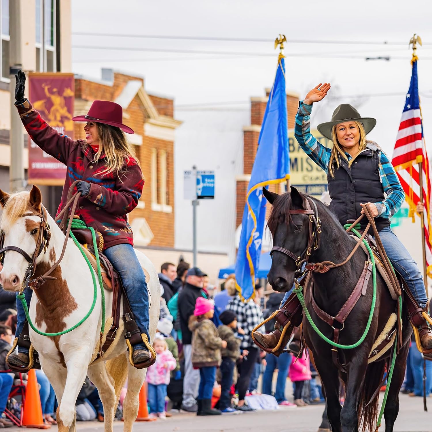 Foaincore 4 Pcs Cowboy Hat for Women Men Western Cowboy Cowgirl Hat with Belt Buckle Wide Brim Travel Cap for Halloween - Image 6