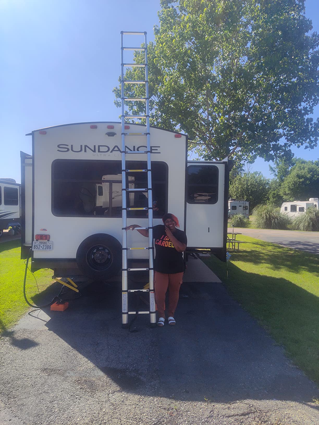 22/mo Finance Gimify Telescoping Telescopic Extension Ladder 12.5 FT