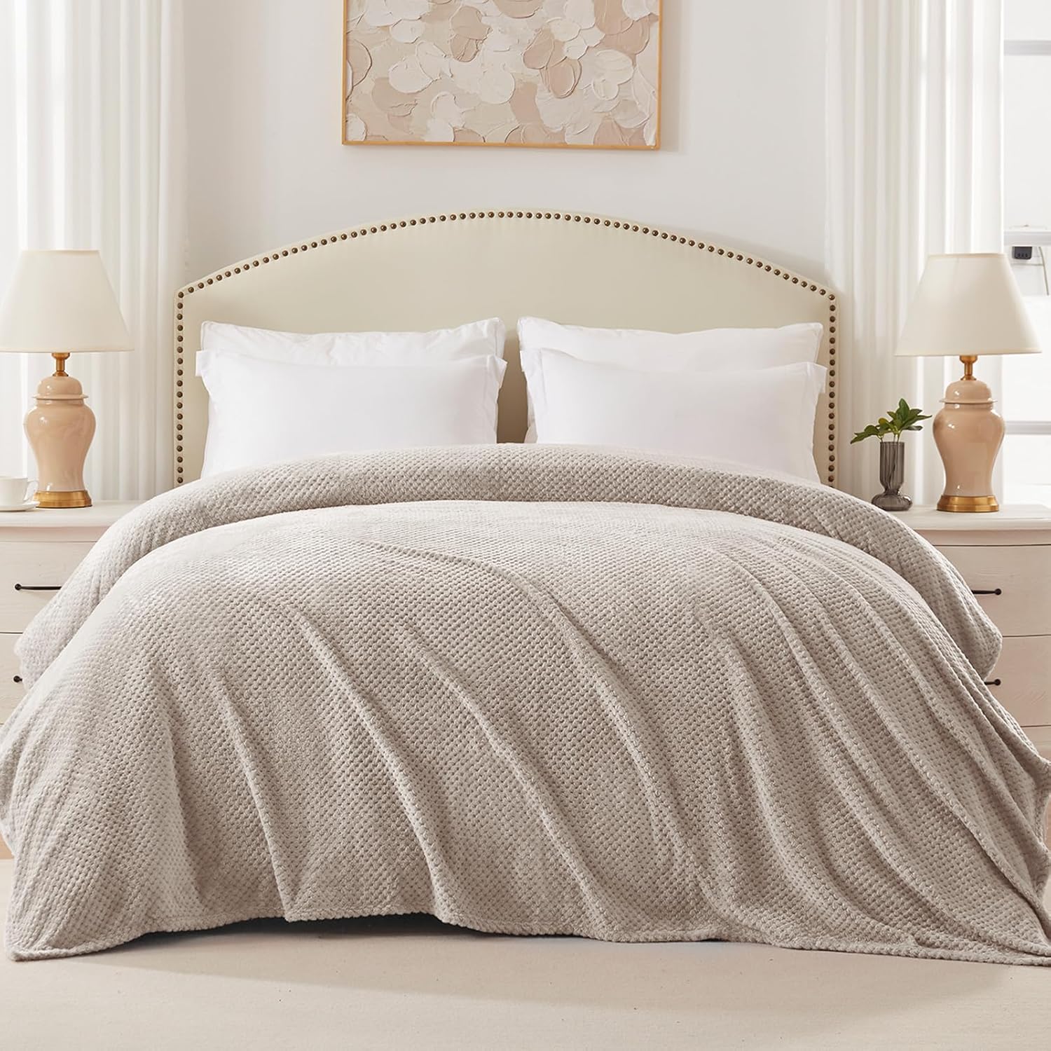 Exclusivo Mezcla Fleece Bed Blanket King Size, Super Soft and Warm Blankets for Couch, Sofa and Bed Waffle Textured, Cozy, Fuzzy and Lightweight (Tan, 90x104 Inches) - Image 4