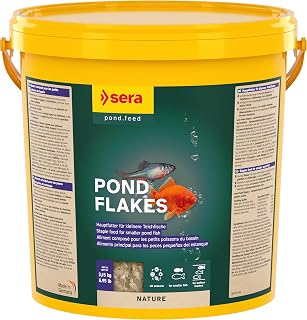 sera Pond Flakes Fischfutter 21 L (3,15 kg)| Fischfutter Teich für kleinere Teichfische | Goldfischfutter mit schwimmenden Flocken | Koi Futter Ergänzung | Nature ohne Farb- & Konservierungsstoffe