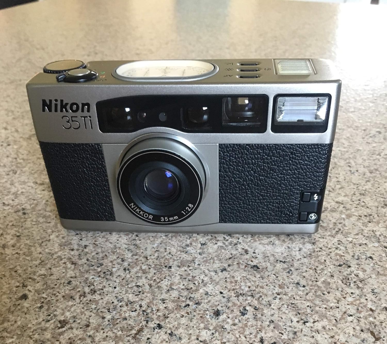 Front view of Nikon 35Ti camera