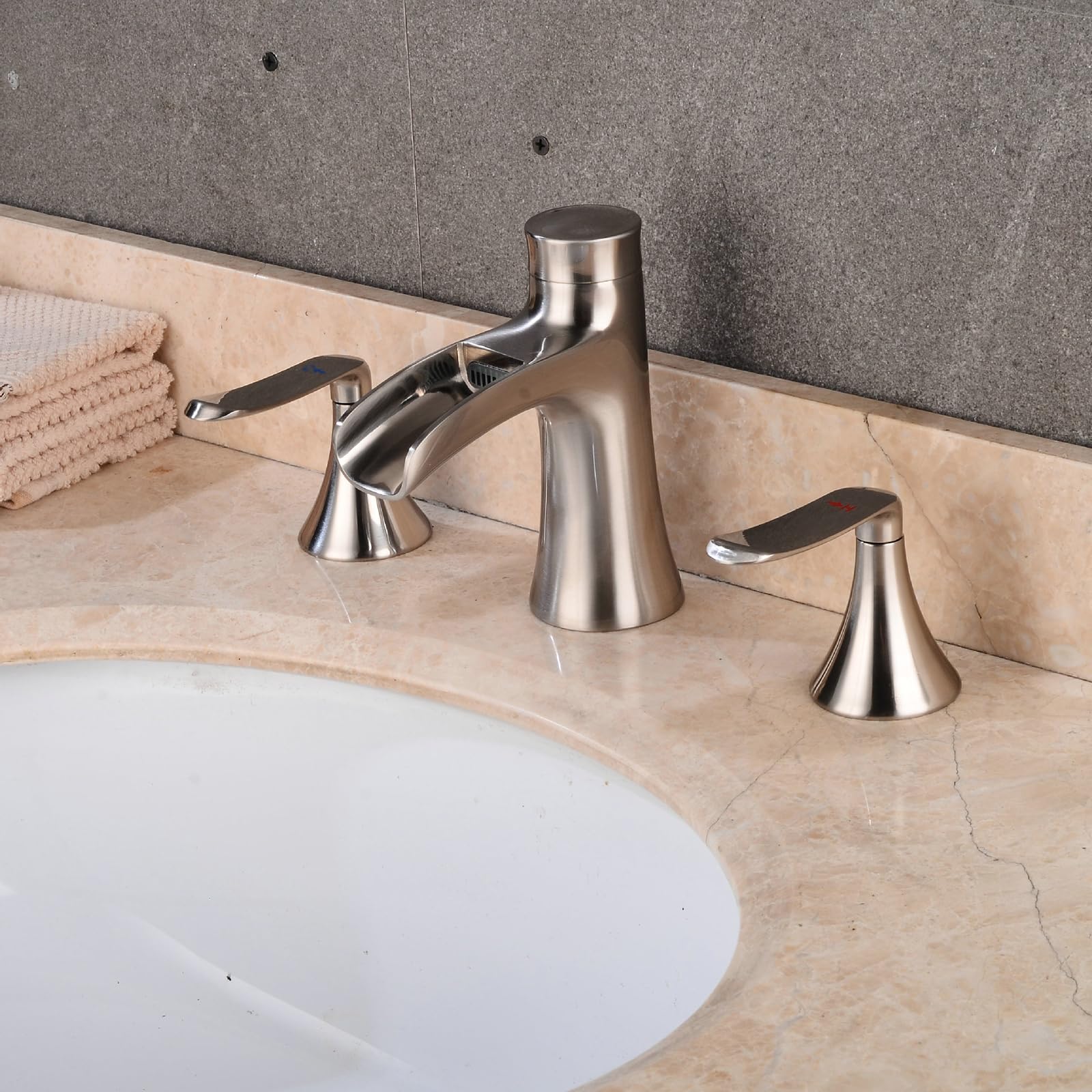 Robinet de lavabo mitigeur cascade brossé haut de gamme