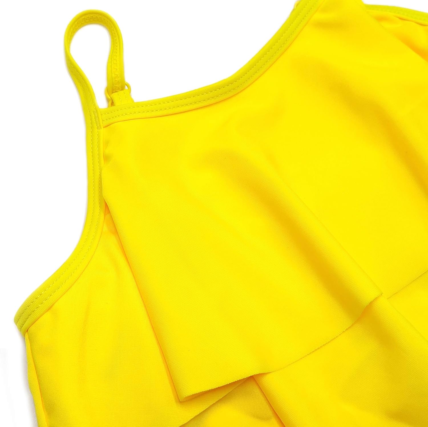 Biquíni esportivo infantil com estampa floral, babados, babados, babados, duas peças em promoção! Veja a oferta e mais achadinhos de Moda praia infantil 4 Hoje é o melhor dia para comprar Biquíni esportivo infantil com estampa floral, babados, babados, babados, duas peças com aquele preço maroto! Promoção! Aproveite a oferta! 4