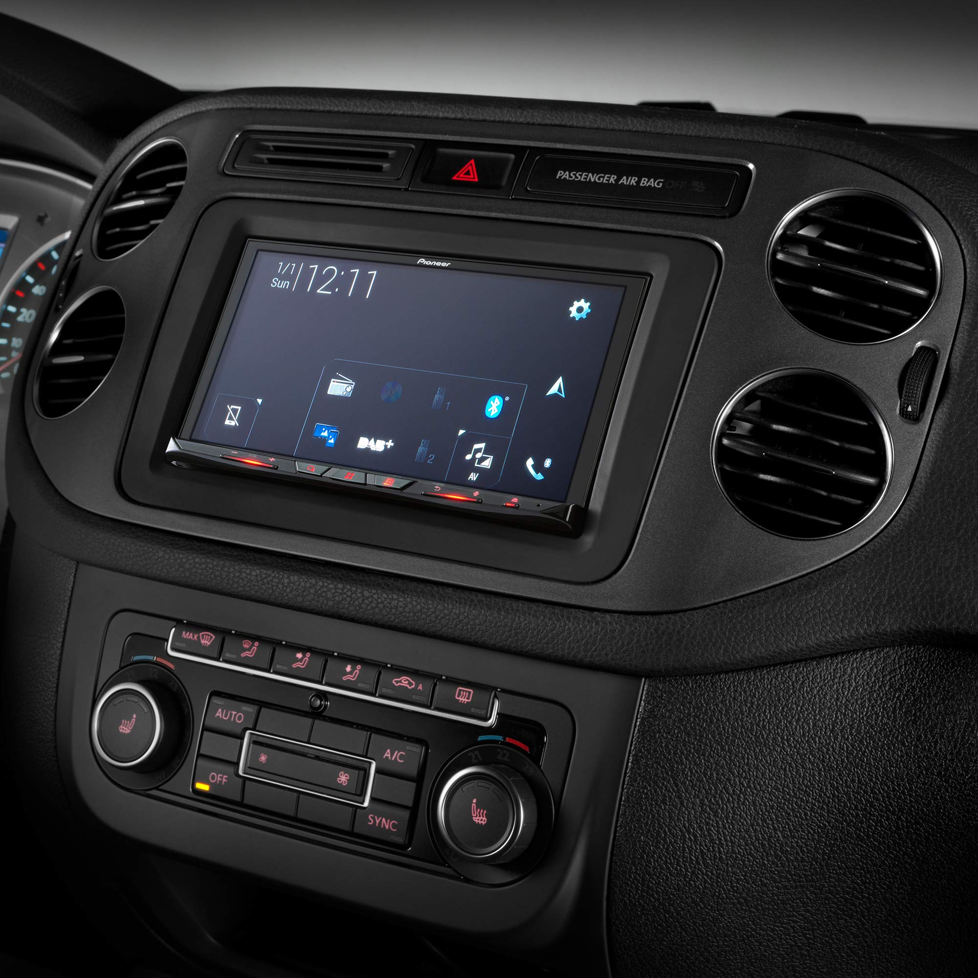 PIONEER AVIC-Z930DAB Autoradio multimediale con accessori