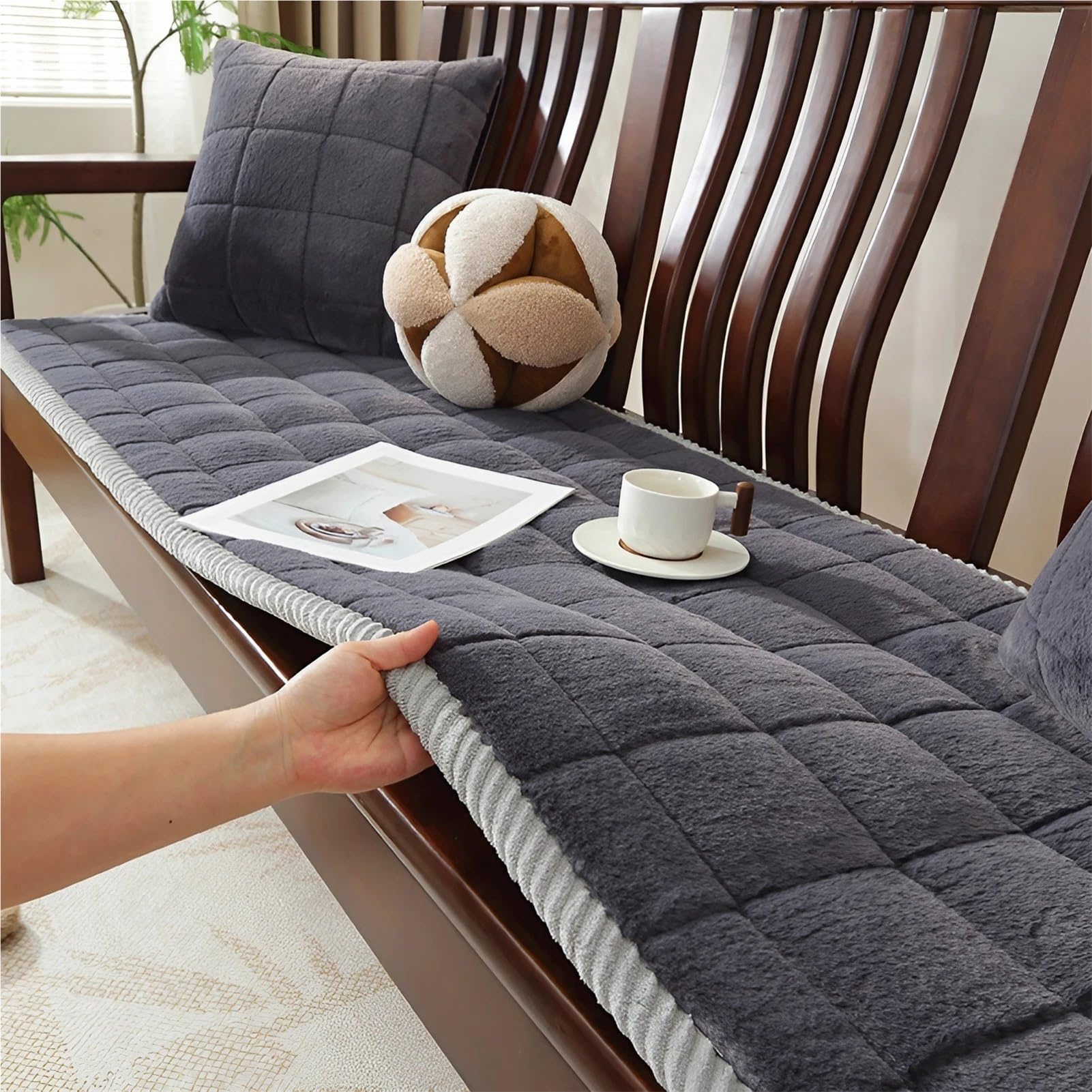 Housse de canapé 3 places antidérapante grise, jeté de canapé lavable 70 x 180 cm