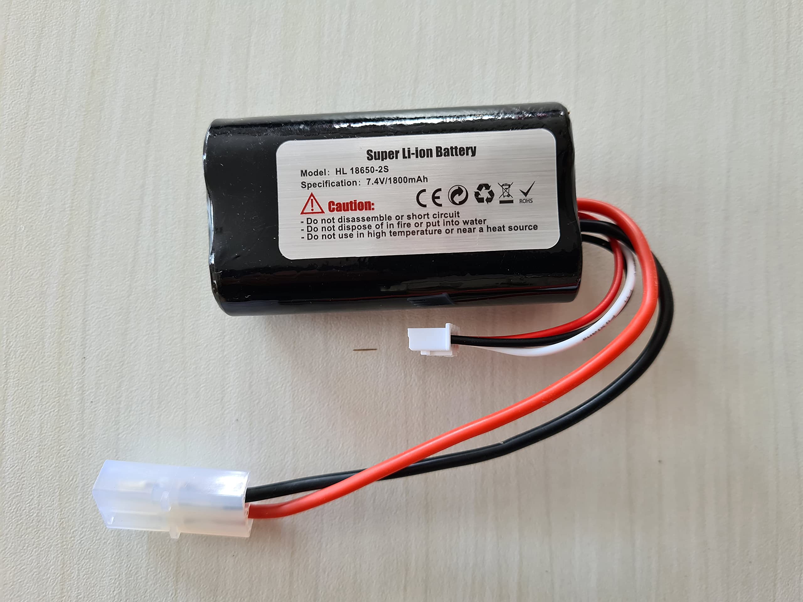 Heng Long Upgrade Tunning Battery 7.4 V 2000 mAh Li-ion Battery for All Heng Long Tank Models Tiger I, Bulldog, Panther, Leopard, Pershing, Royal Tiger, etc. Heng Long Replacement Part Model