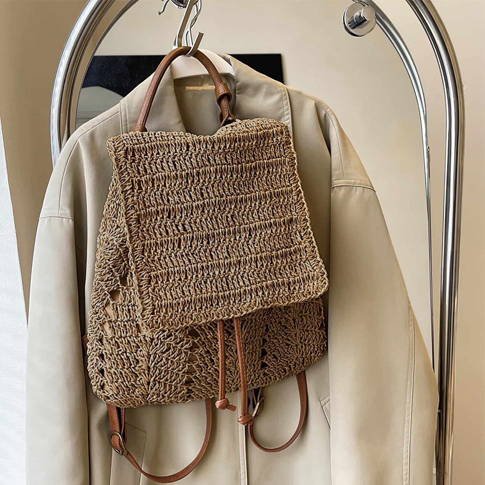 Mochila pequeña de paja para mujer, estilo bohemio, con cordón, hecha a mano, para playa, hombro, mochila de verano