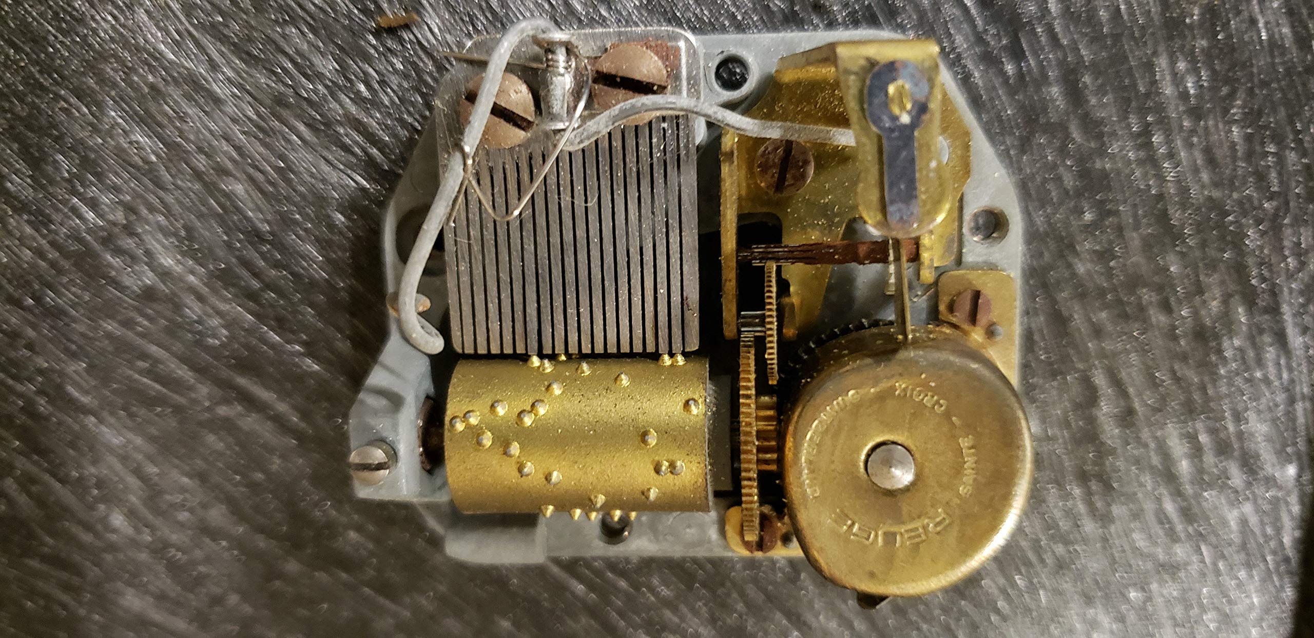 Reuge Music 手巻き音楽ボックス 221s 2237 Reuge Music 手巻き音楽