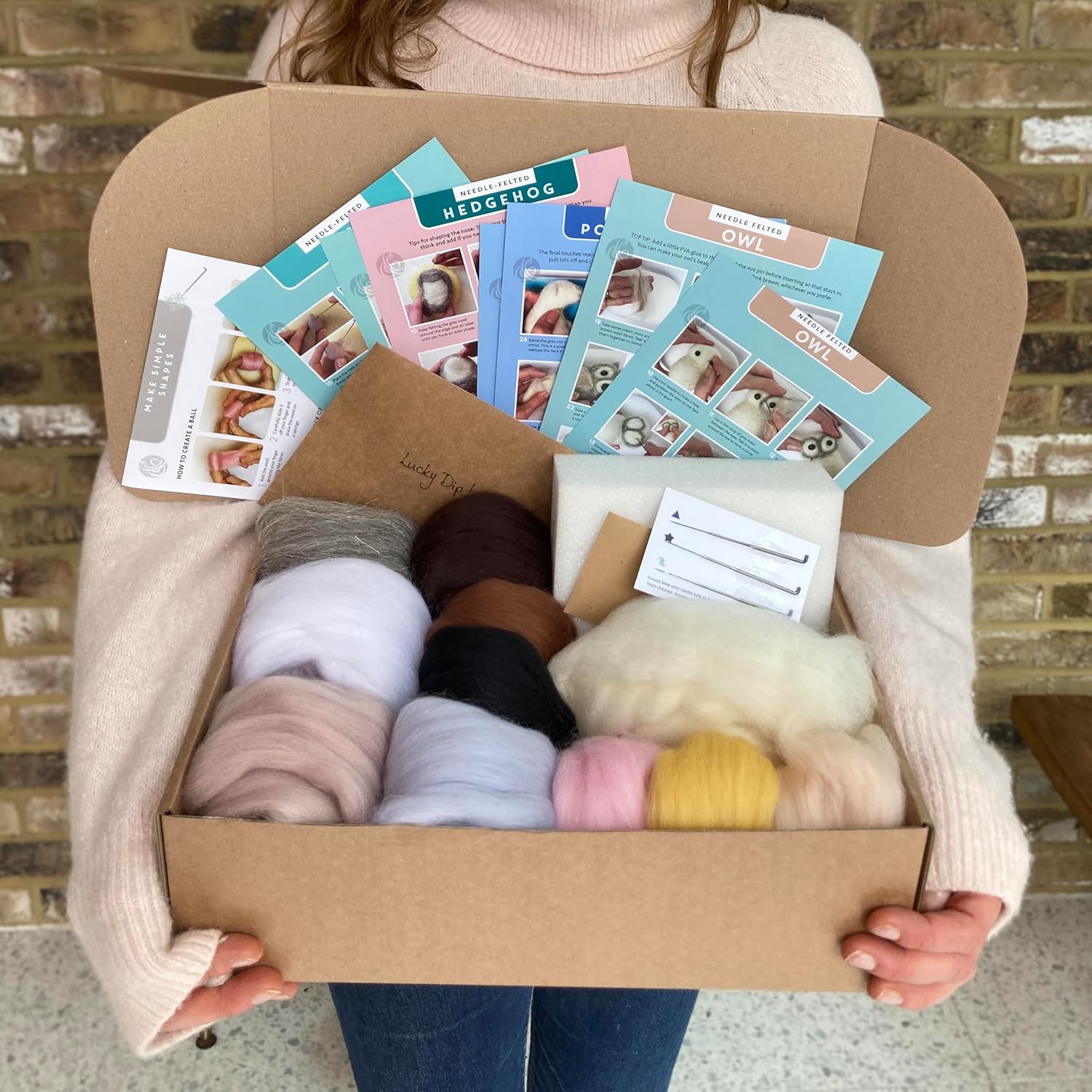 Bergin & Bath Needle Felting Bumper Kit - Creatures: Arts Craft Kit for Adults - Polar Bear, Mice, Hedgehog, Owl, A Premium Starter Set. Learn to Make Sweet Animals.