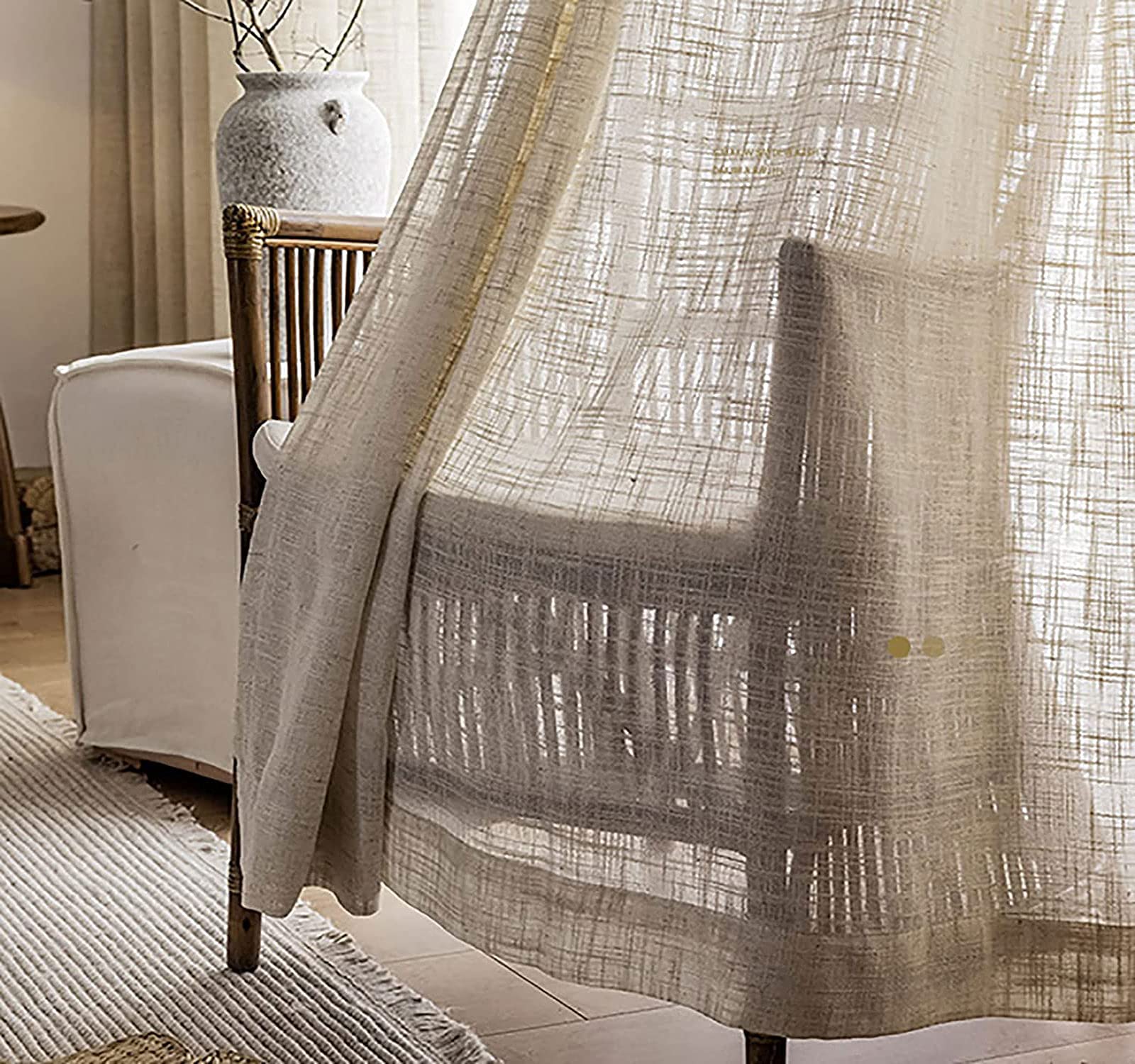 Rideaux en lin de qualité supérieure au tissage semi-transparent et drapé anti-plis élégant