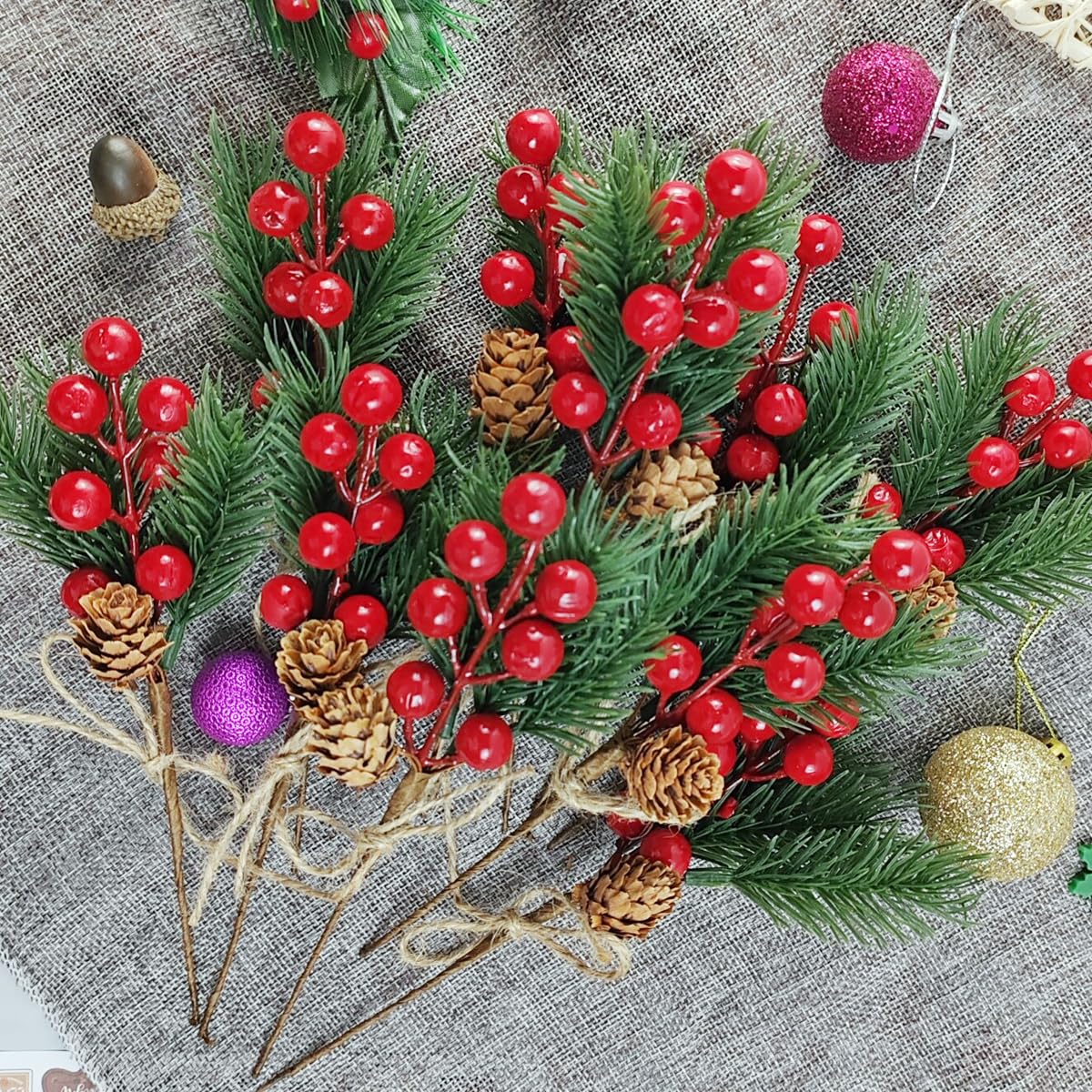 TIHOOD 20,3 cm große Tannenzapfen, rote Beeren, Stiele, Basteln, Zweig, Weihnachtskranz, Stechpalme, künstliche immergrüne Zweige, winzige Tannenzapfen, Dekoration, Blumenplektren für