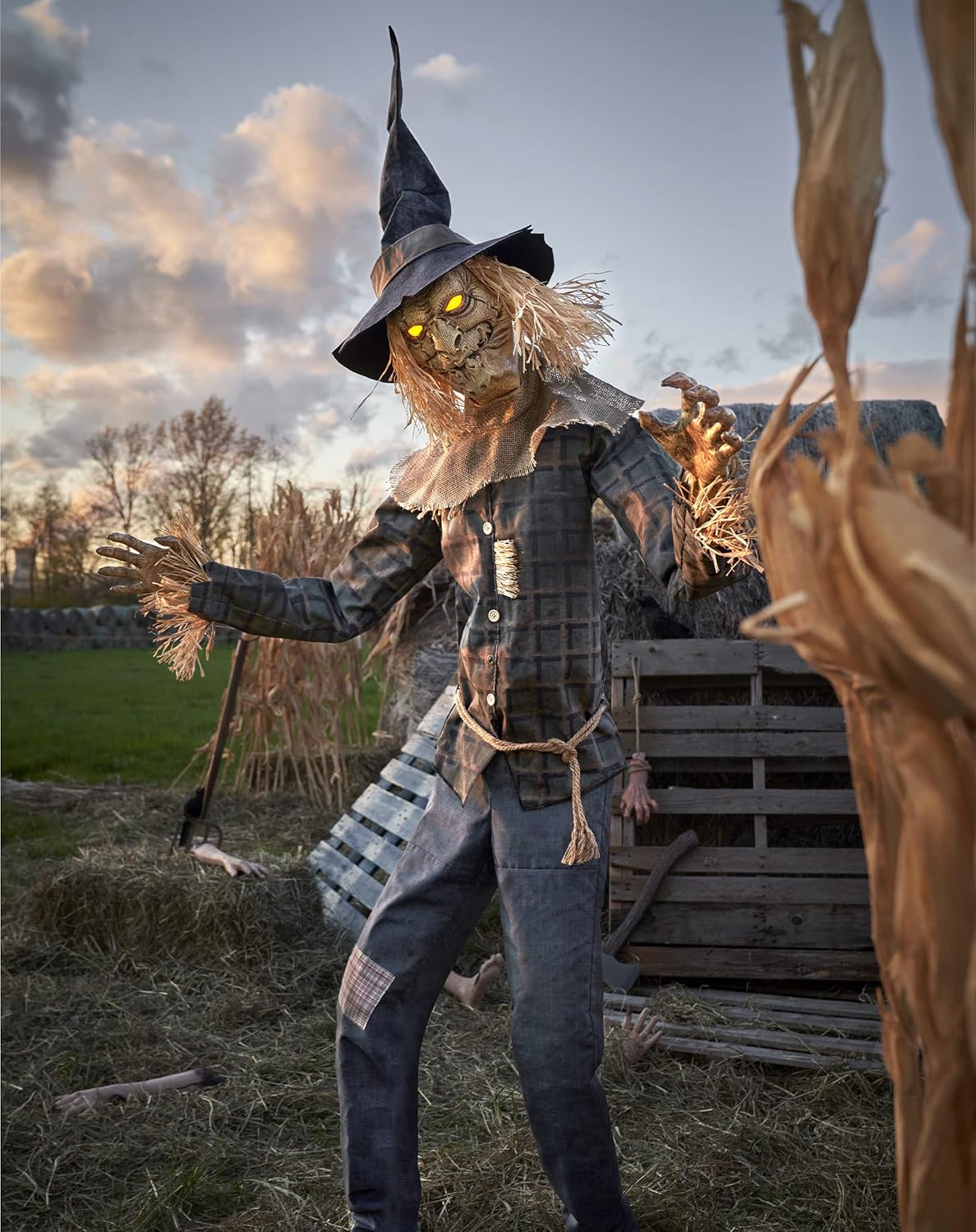 Spirit Halloween 6 Ft Strawman Animatronic, Multicolor