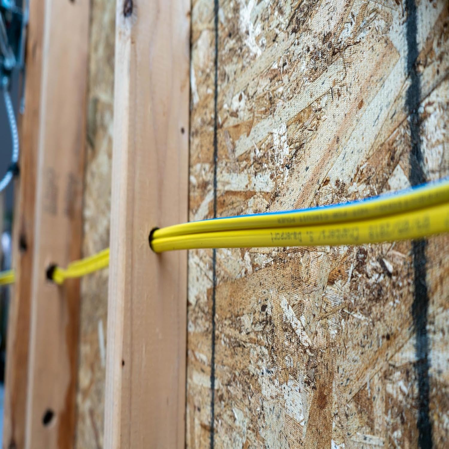 Southwire 28893621 8/2 AWG 25ft. Nonmetallic With Ground Sheathed Cable, Black