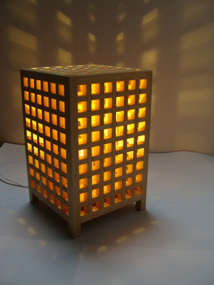 Amazon | 木製「飛騨組子・千鳥格子」照明器具 | 飛騨組子