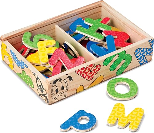 Miniatura 7 de Melissa & Doug – Disney Mickey y amigos de Madera Alfabeto Imanes – 52 mayúsculas y minúsculas letras