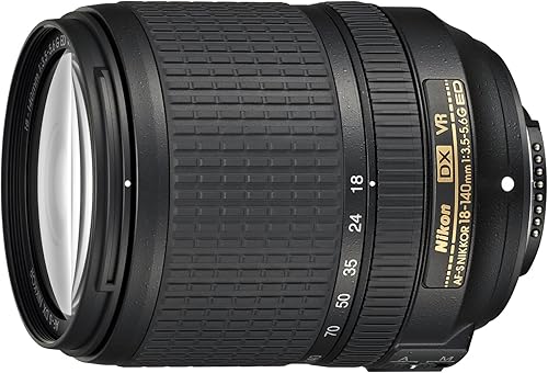 Nikon AF-S DX NIKKOR 0.709-5.512 in f  3.5-5.6G ED VR AFSDXVR18-140G (renovado)