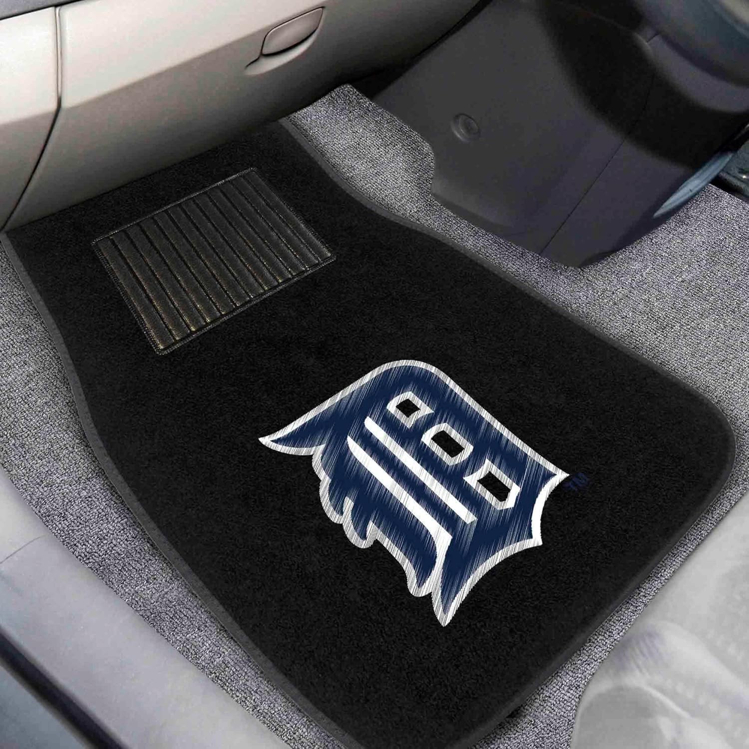 FANMATS MLB Unisex-Adult 2-Piece Embroidered Team Logo Car Mat Set