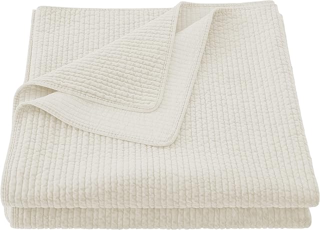 HiEnd Accents Stonewashed Cotton Velvet Quilt, Super Queen Size, Vintage White Solid Color, Classic Traditional Rustic Style Luxury Bedding, Soft Lightweight Bed Cover