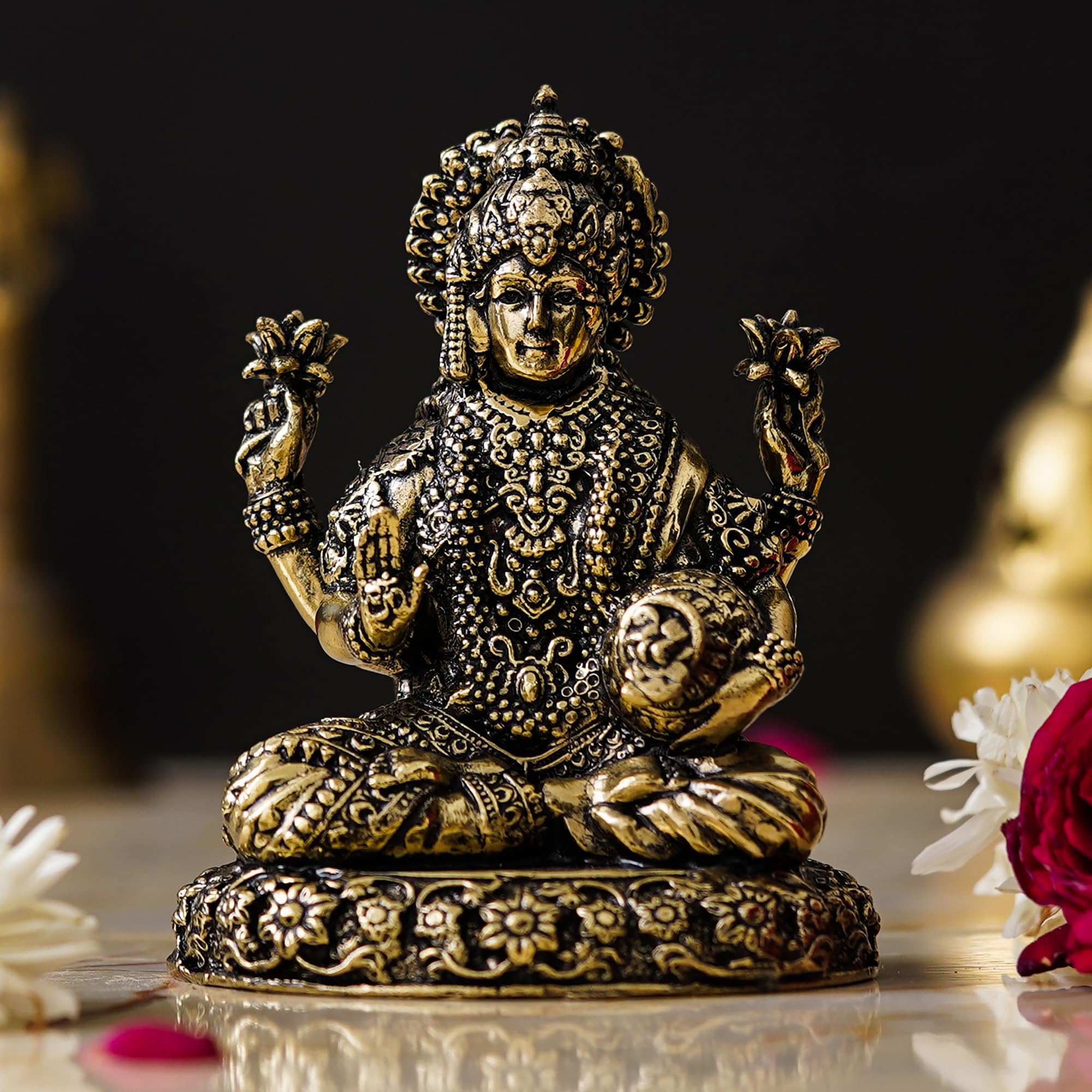 Maa Lakshmi Brass Sitting Murti Devi Laxmi Blessing Idol Lakshmi Goddess of Money and Wealth Figurine Maa Padma Statue for Home Office Pooja Room Diwali Puja Gifting Purpose