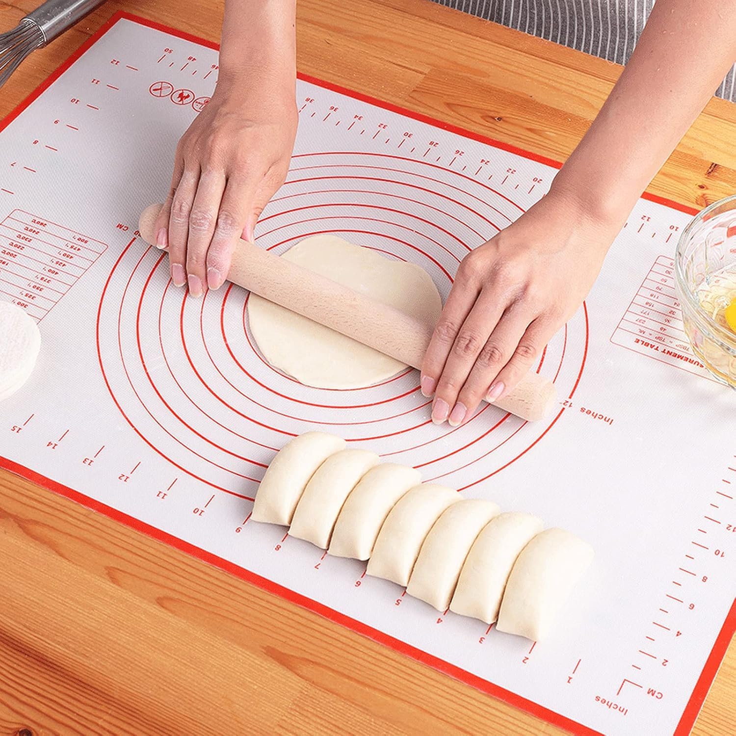 Silicone Baking mat with Measurements, Flexible & Easy-to-Clean Pastry Sheet mat, Reusable Baking mat for kneading Dough(1 pcs)(40 x 60 cm)(White Color)-image-24