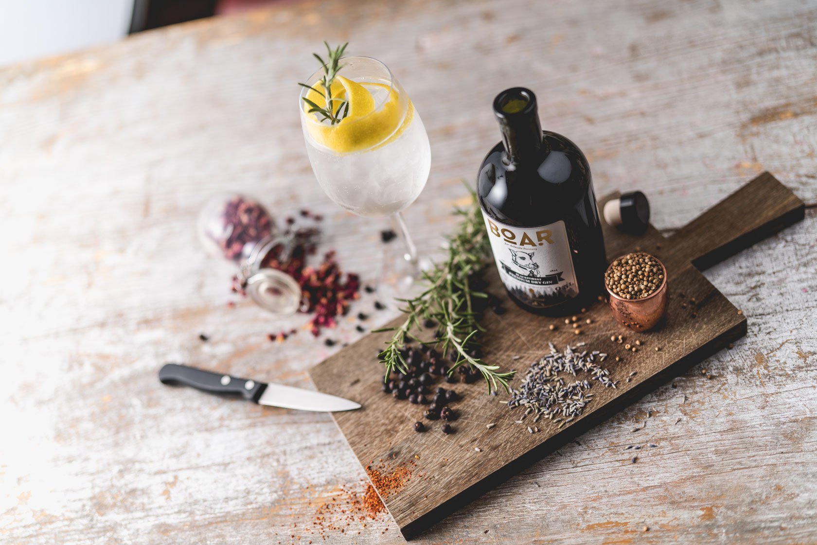 BOAR Blackforest um Dry Gin 43% Vol. 0,5l