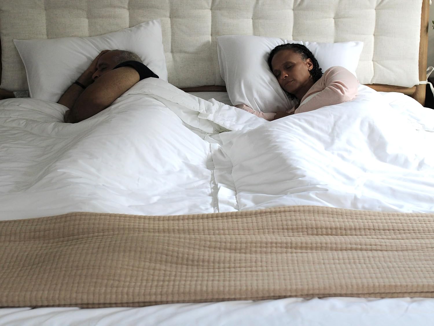 Button-Down | Split Comforter (Chic White, King)