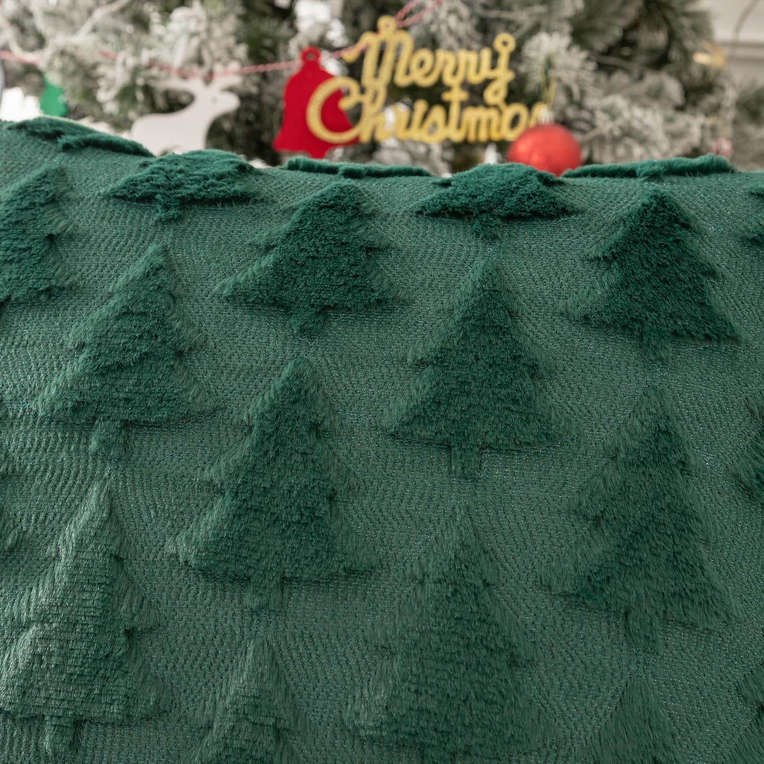 Federe Cuscino Natalizia VANNCIO A Forma Di Albero - Verde Con Nappe